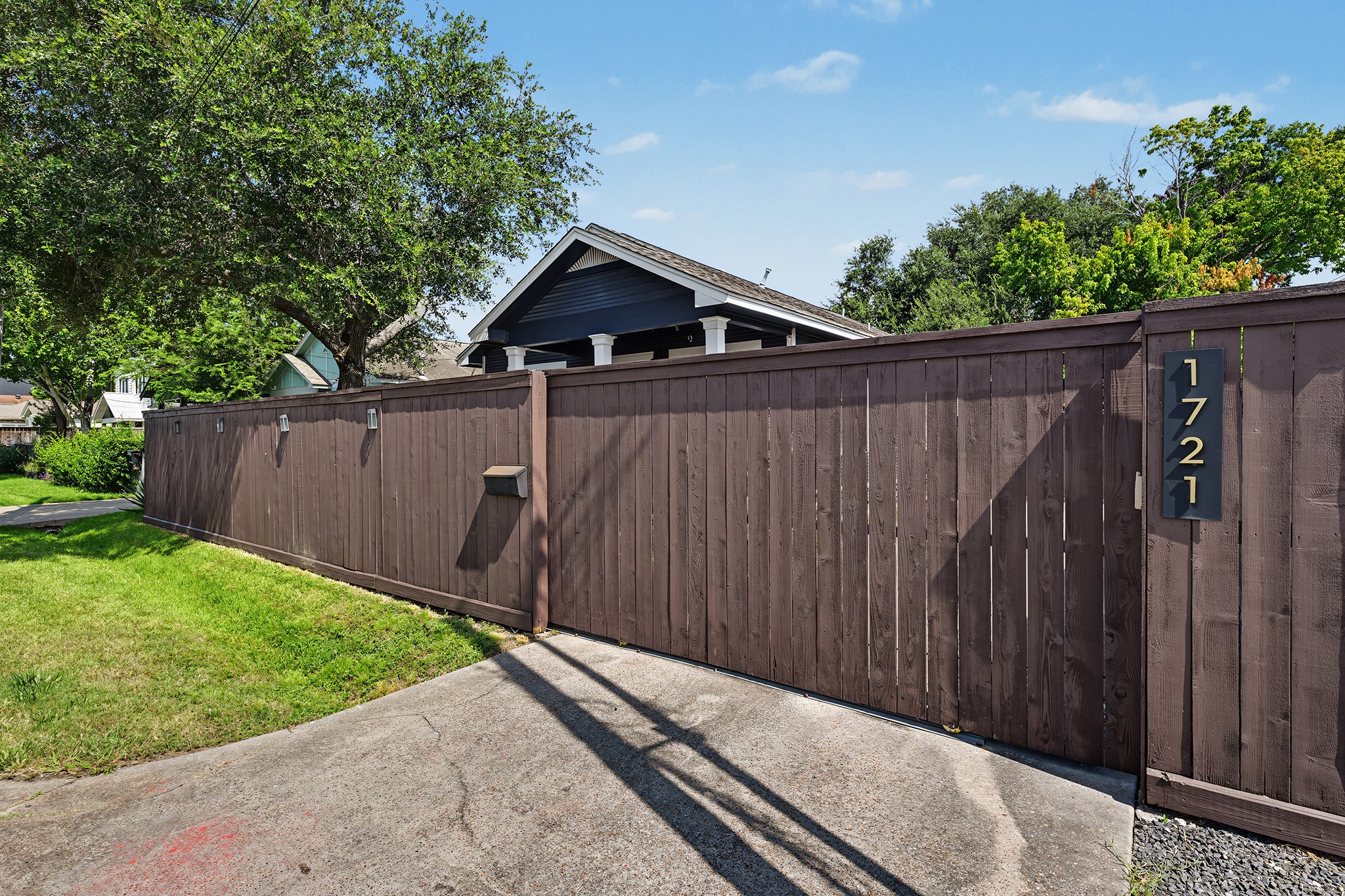 1721 Airline Drive Property Photo 39