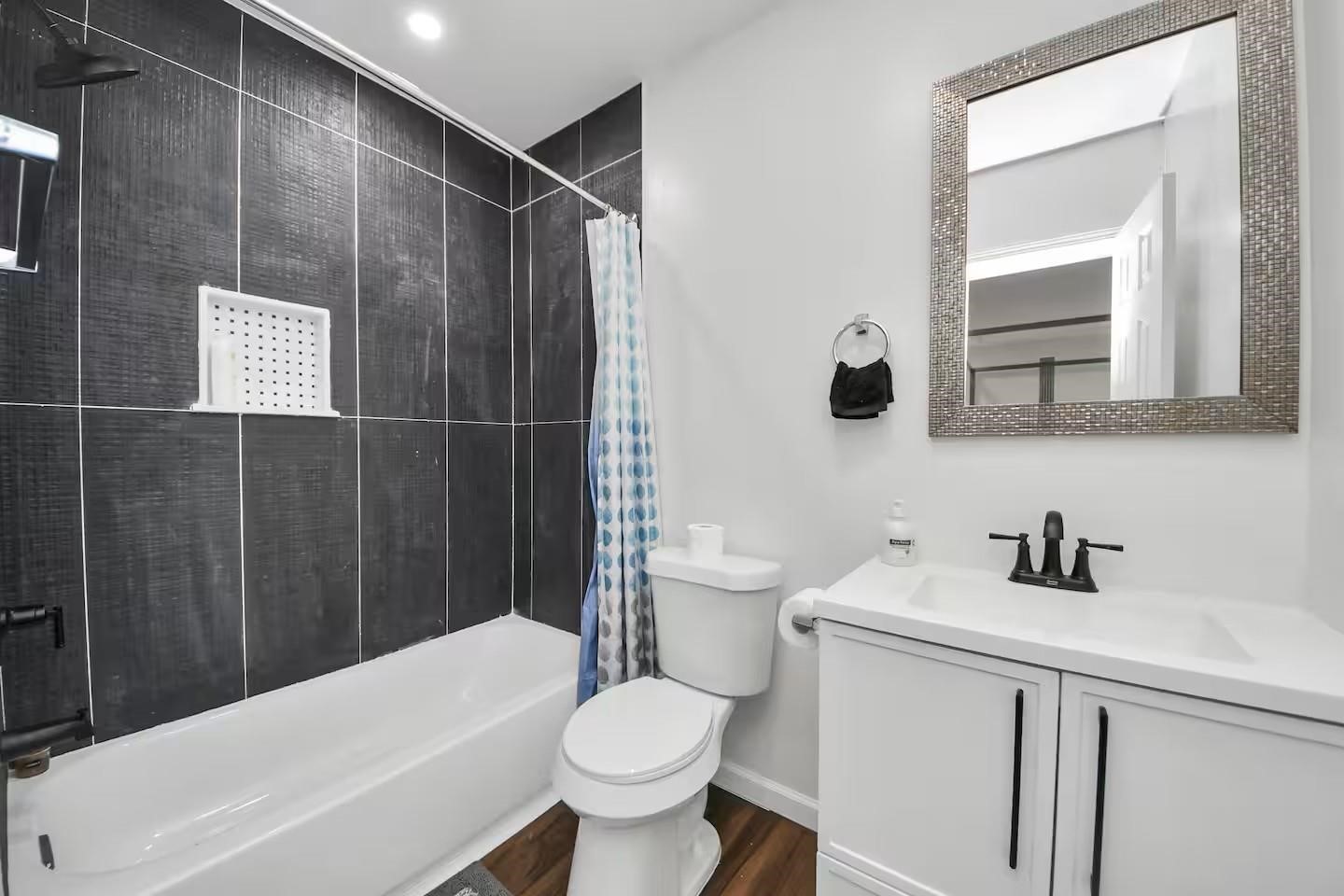 3217 Binz Street Property Photo 7