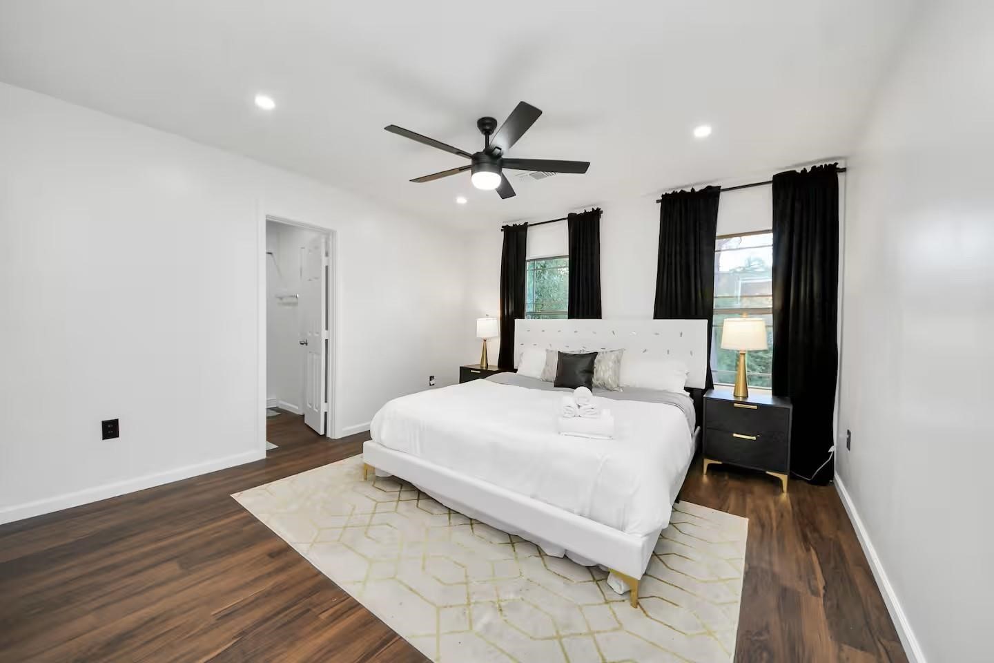 3217 Binz Street Property Photo 16