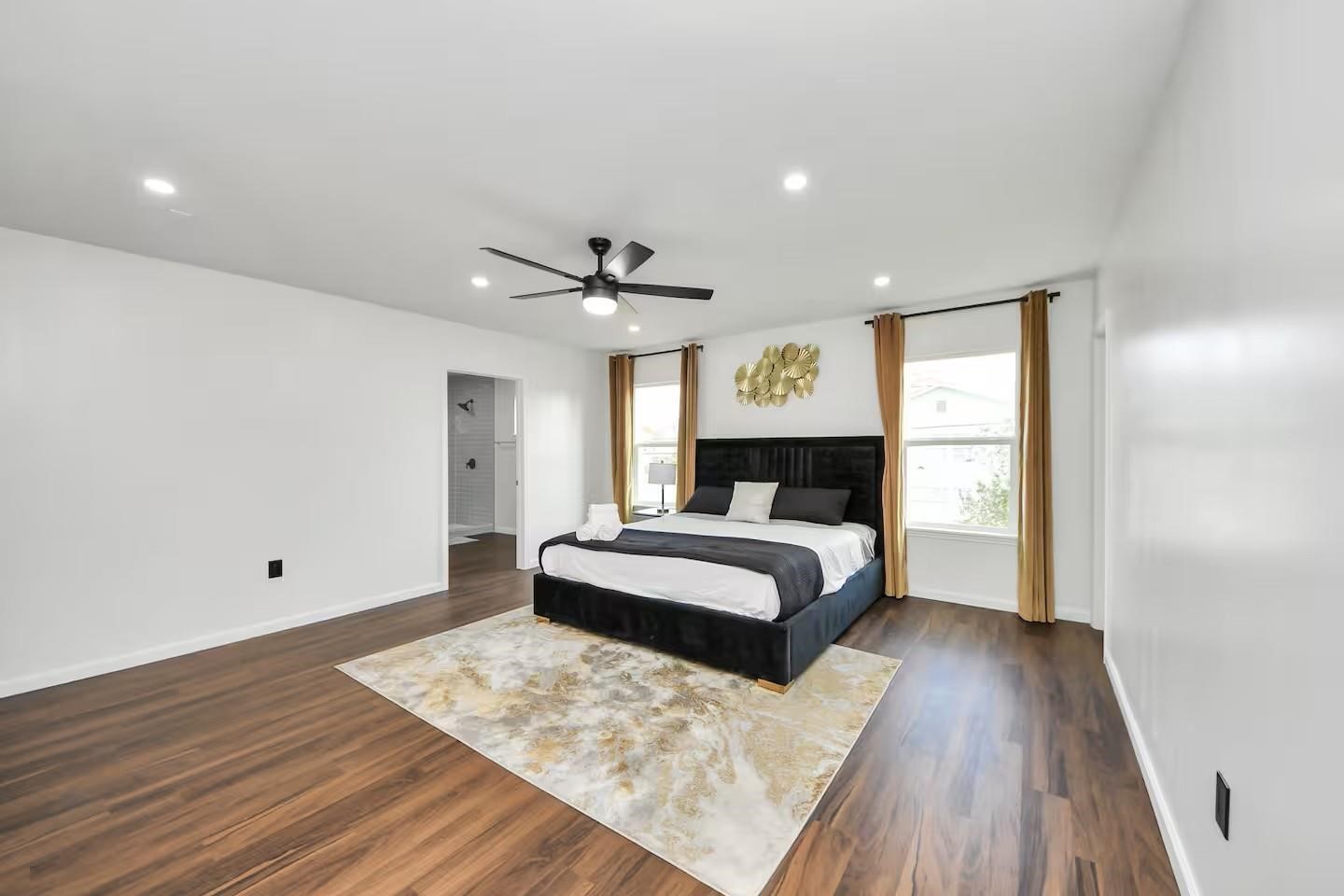 3217 Binz Street Property Photo 21