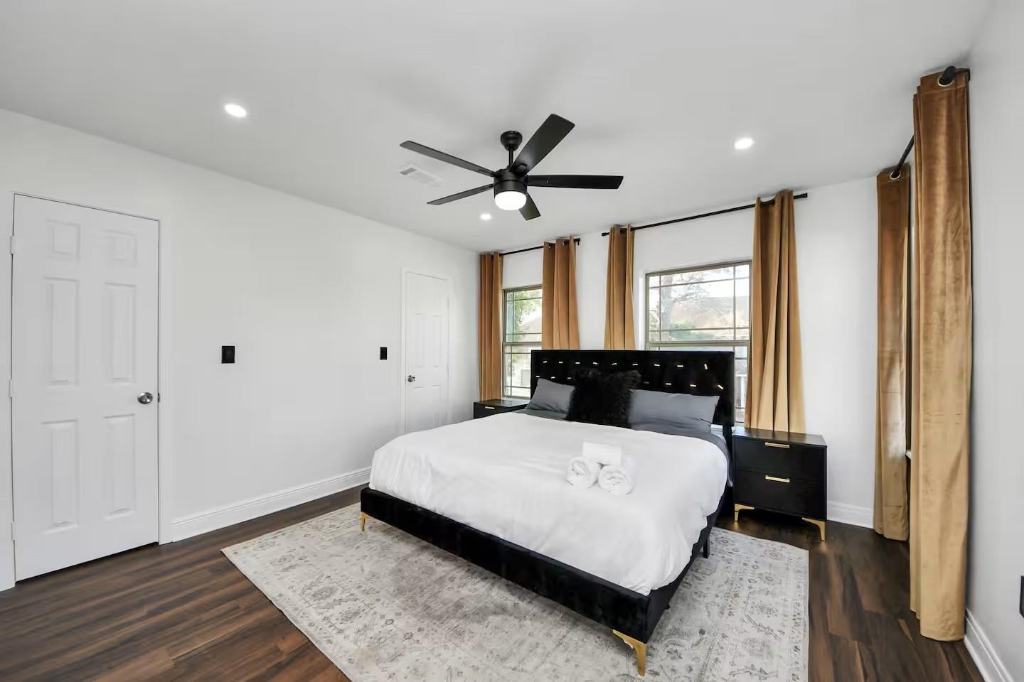 3217 Binz Street Property Photo 23