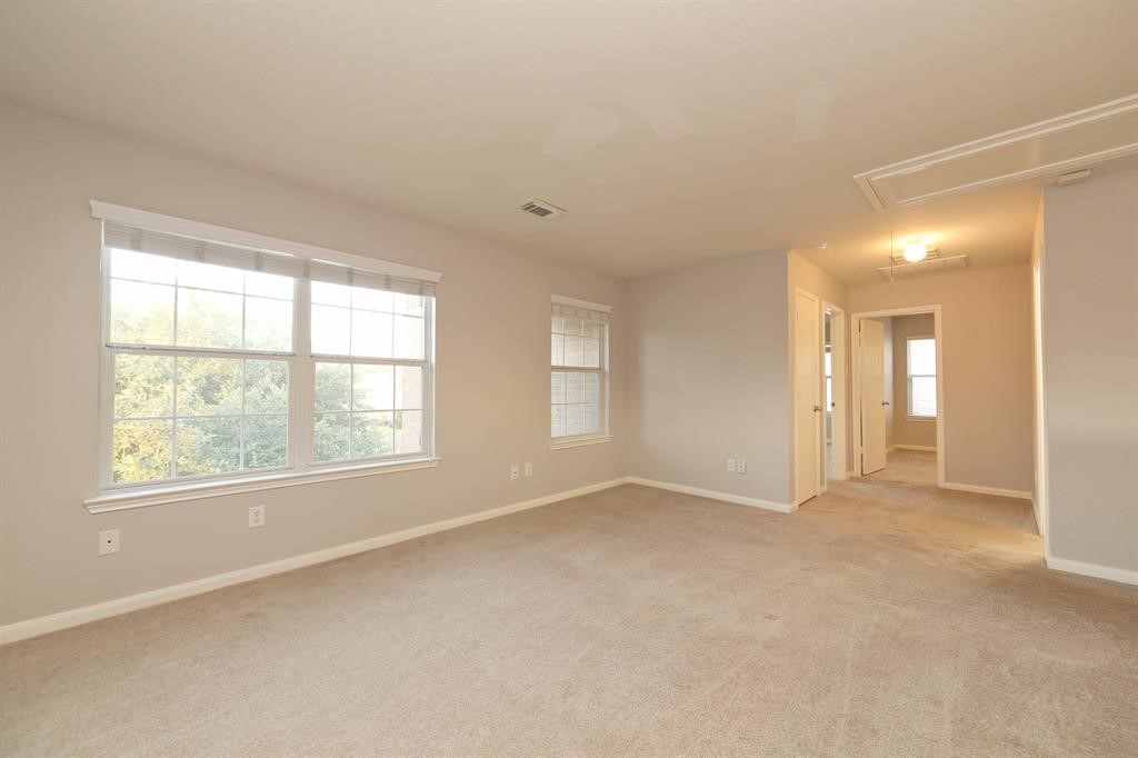 2002 Declaration Drive Property Photo 17