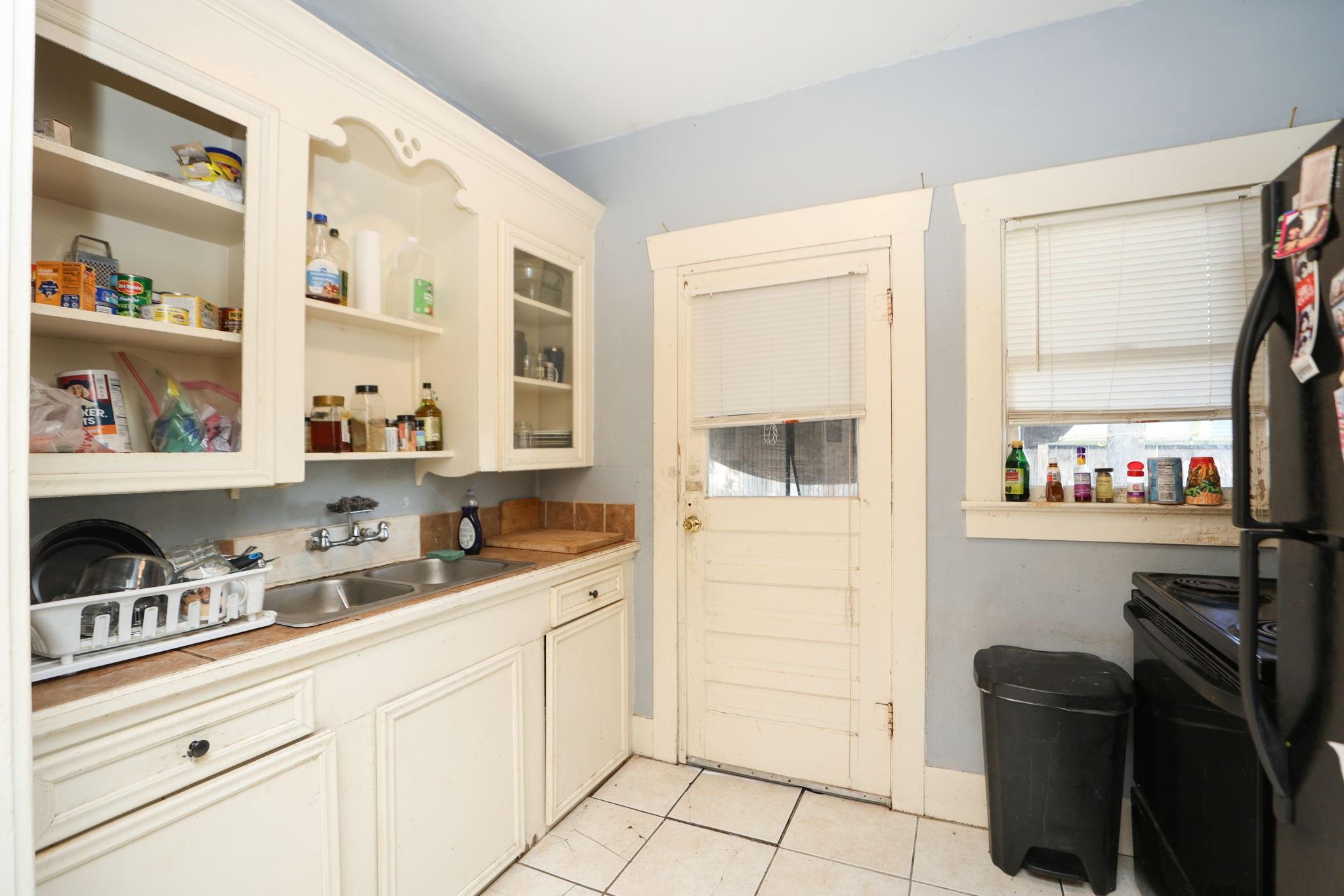 1321 Beverly Street Property Photo 25