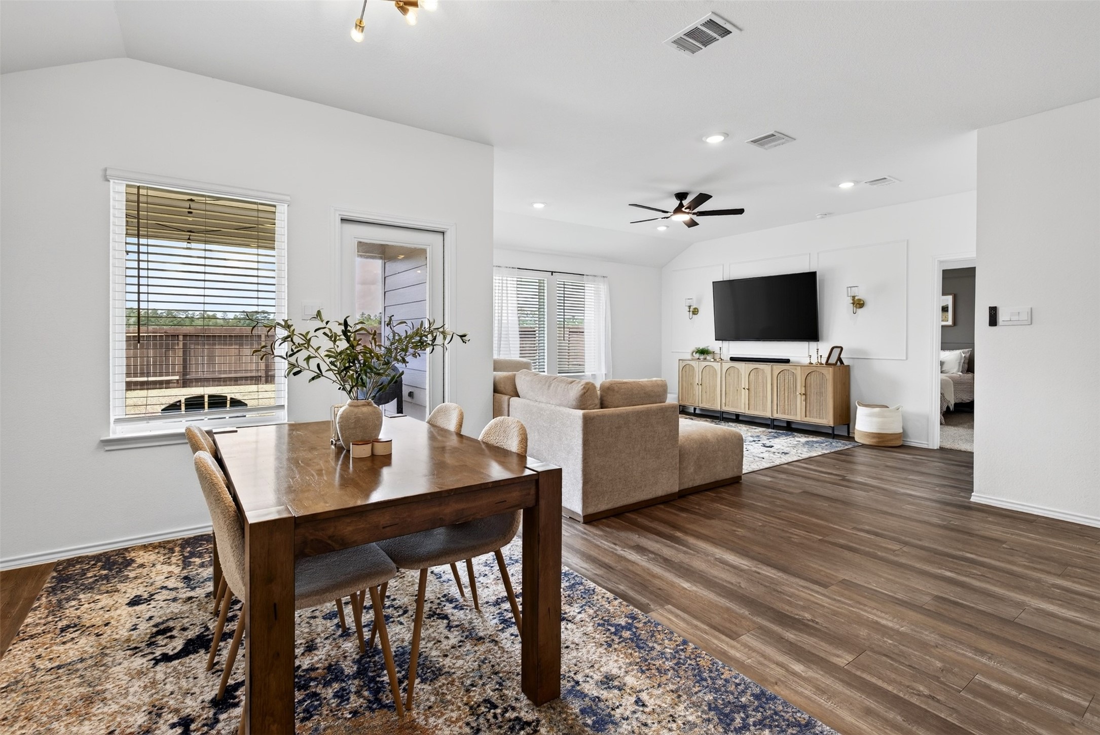 40935 Seasoned Oak Lane Property Photo 14