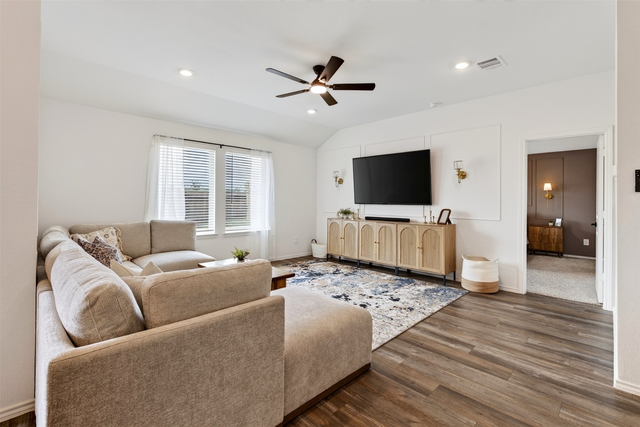 40935 Seasoned Oak Lane Property Photo 15