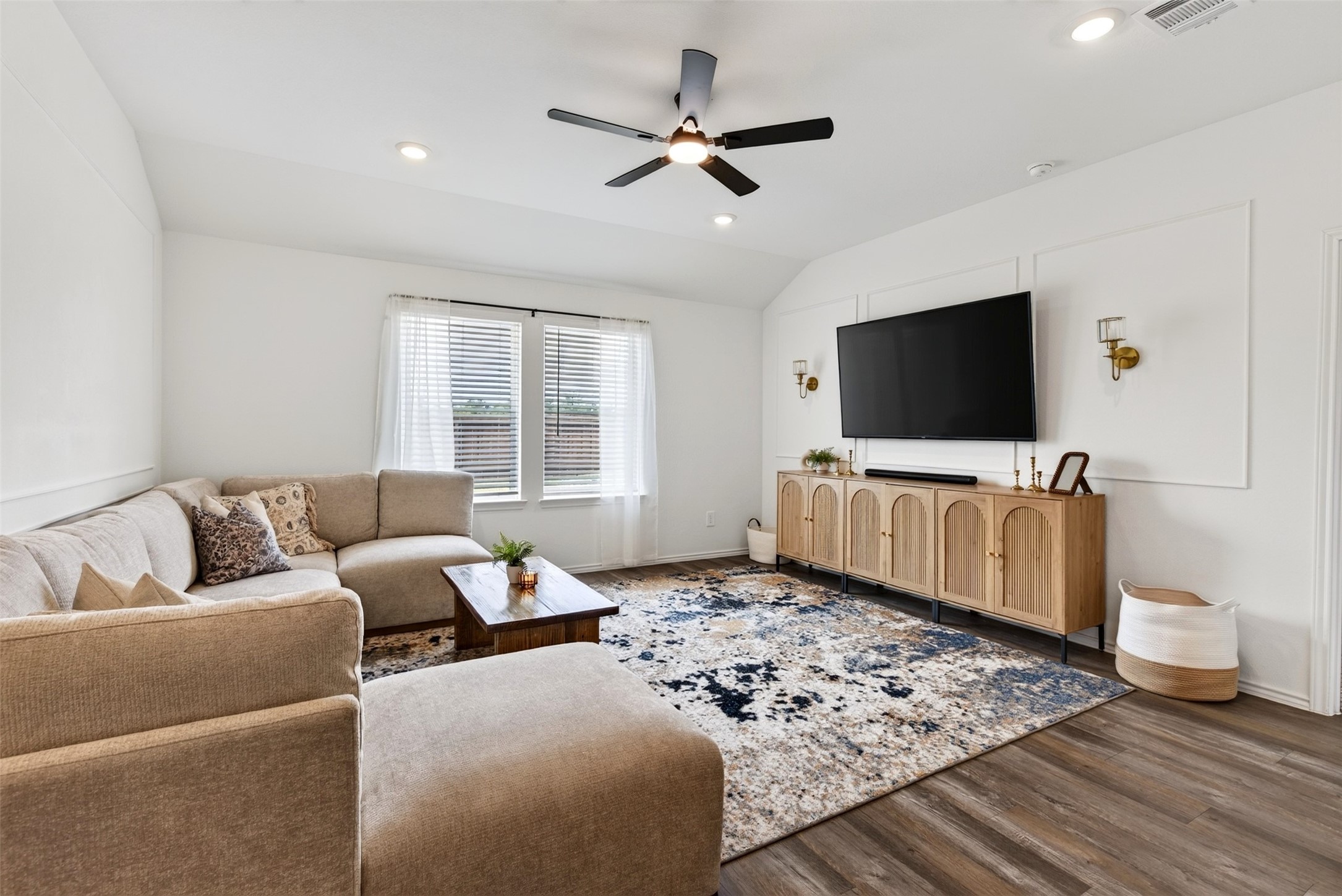 40935 Seasoned Oak Lane Property Photo 16