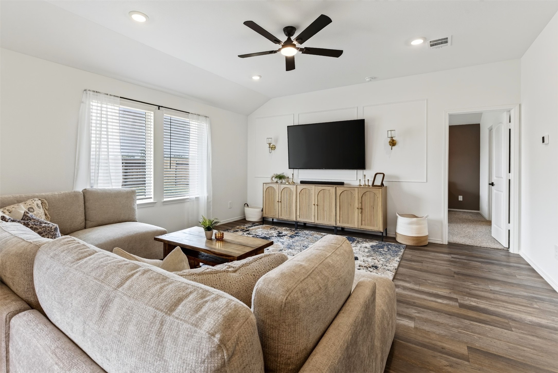 40935 Seasoned Oak Lane Property Photo 17