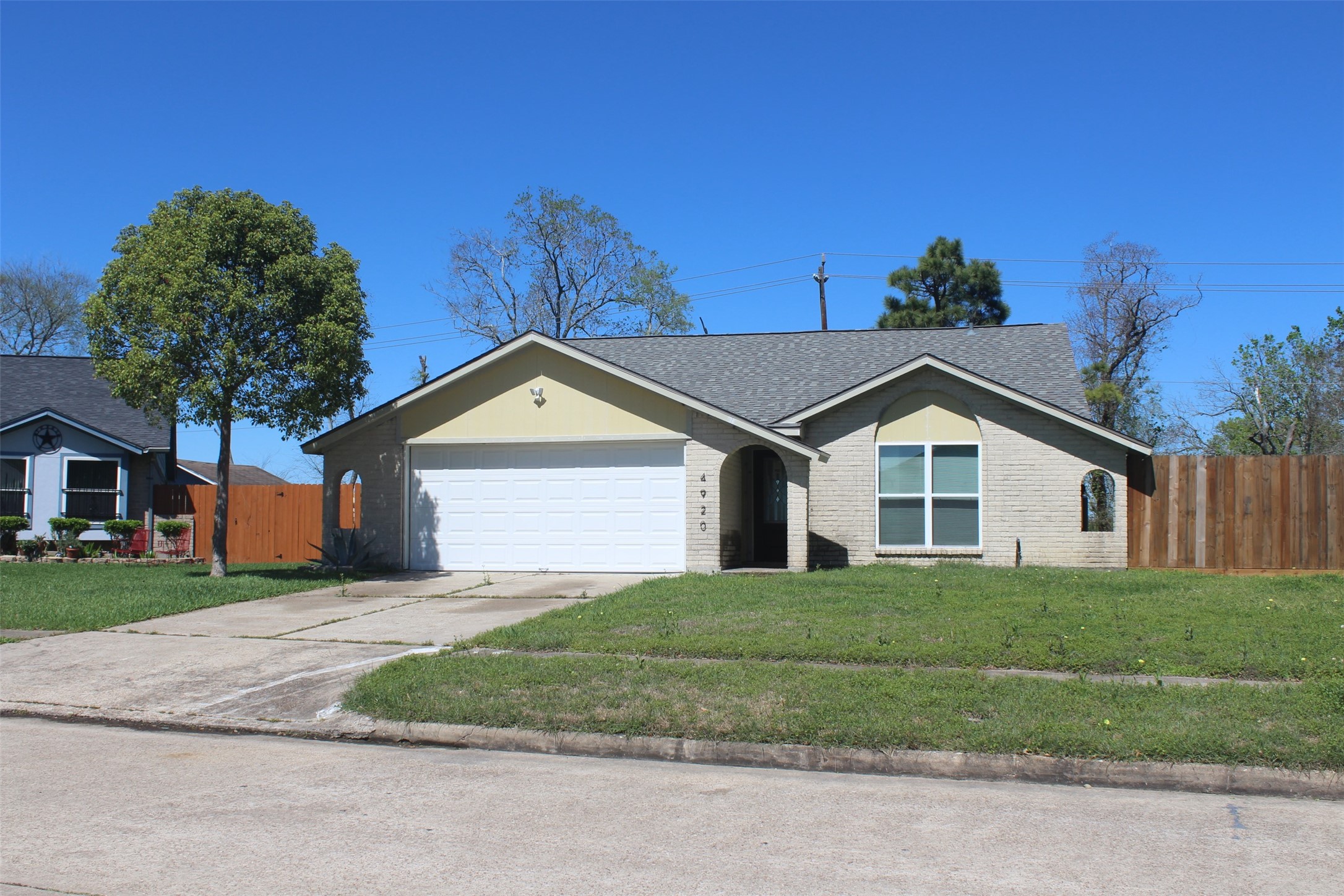 4920 Deerwood Circle Property Photo 1