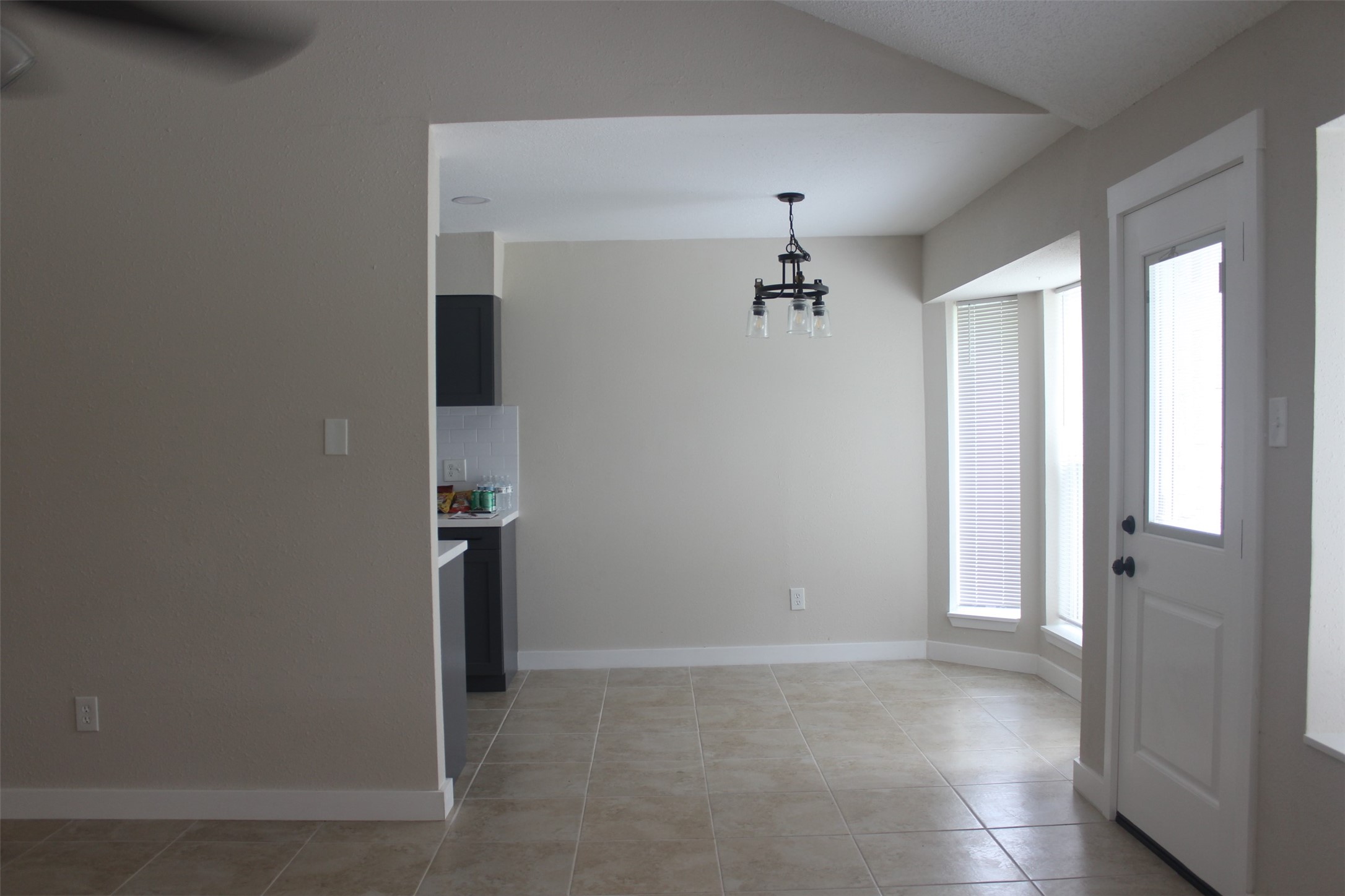4920 Deerwood Circle Property Photo 6