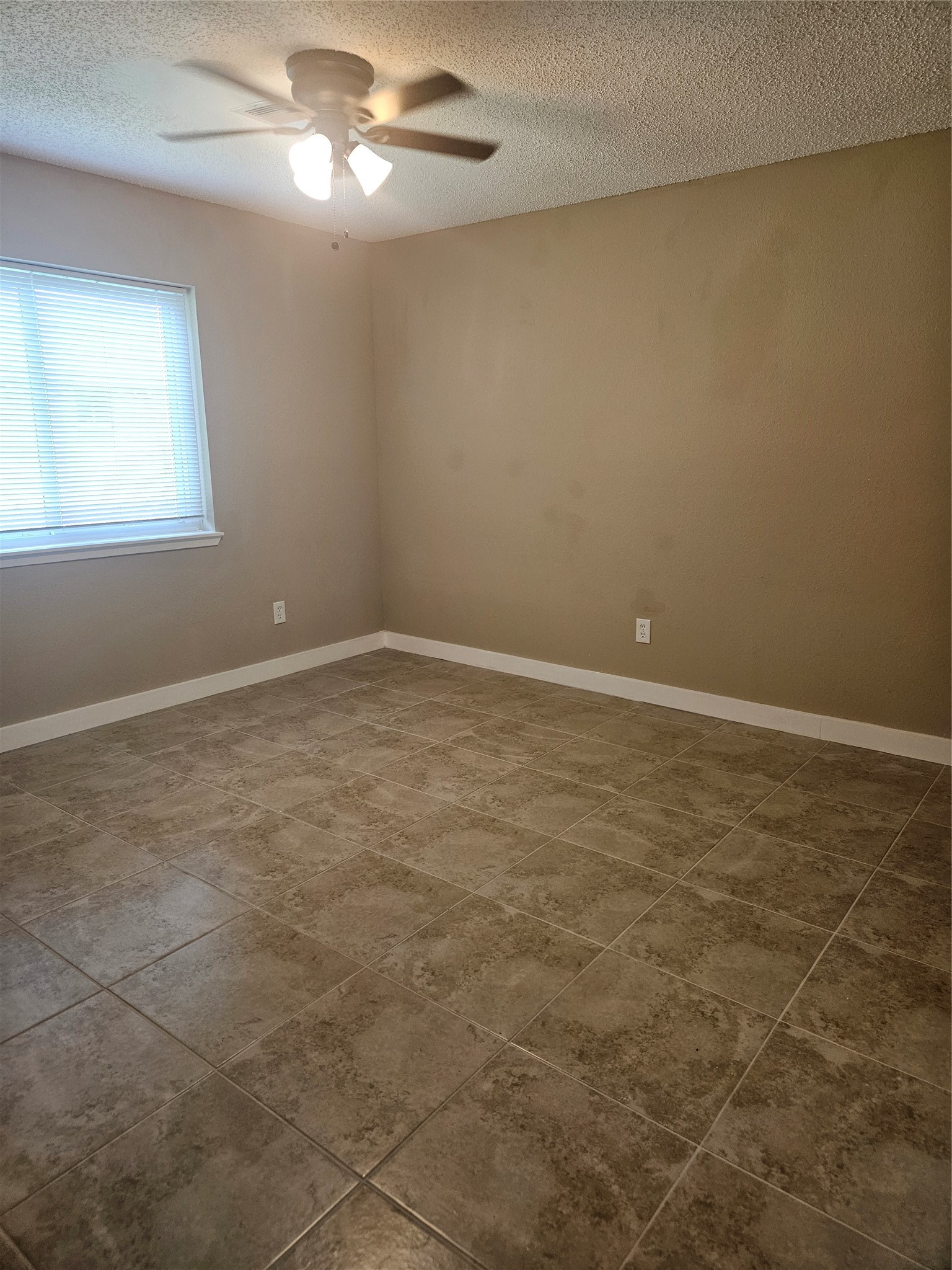 4920 Deerwood Circle Property Photo 9