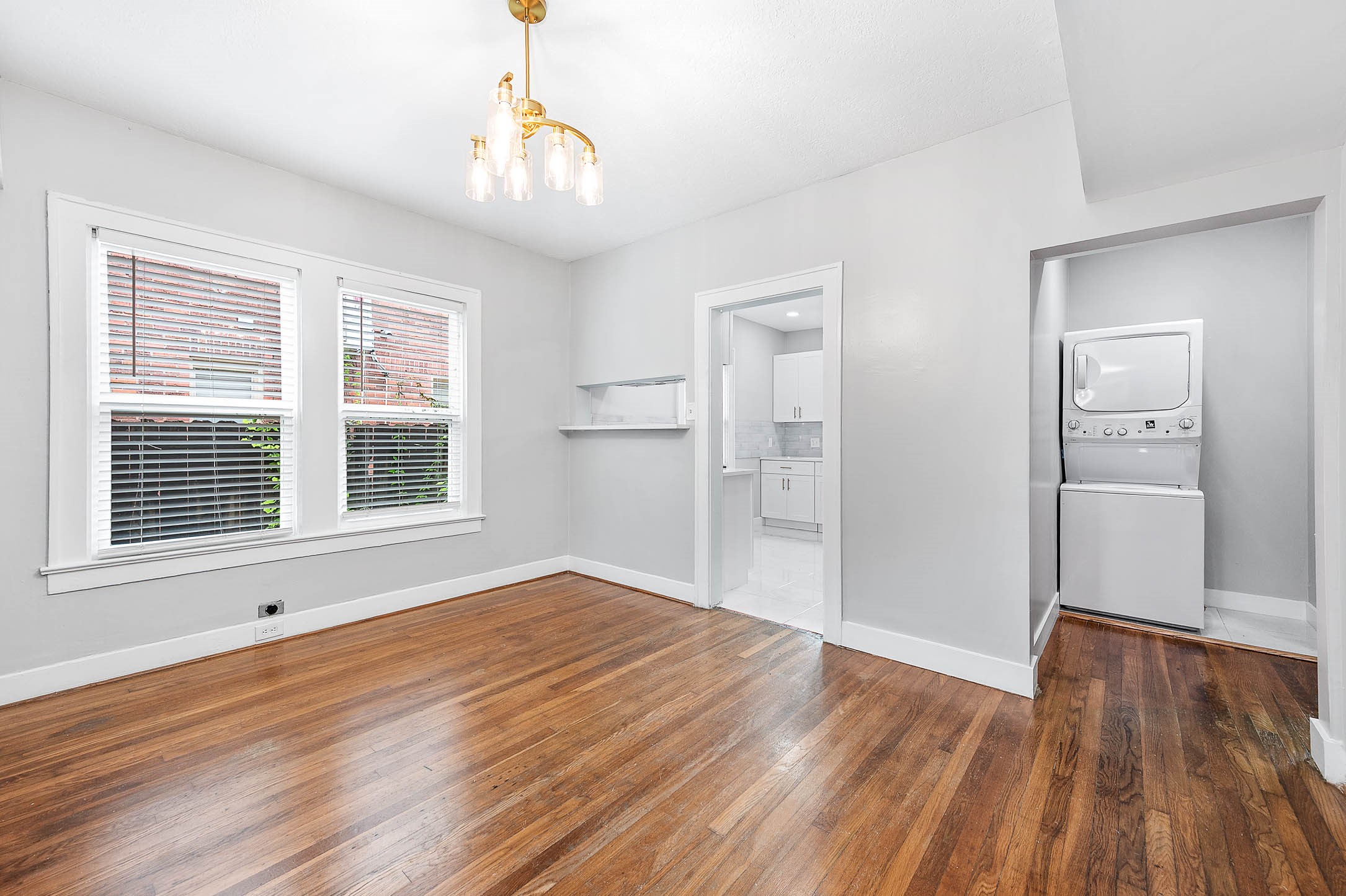 2511 Arbor Street Property Photo 7