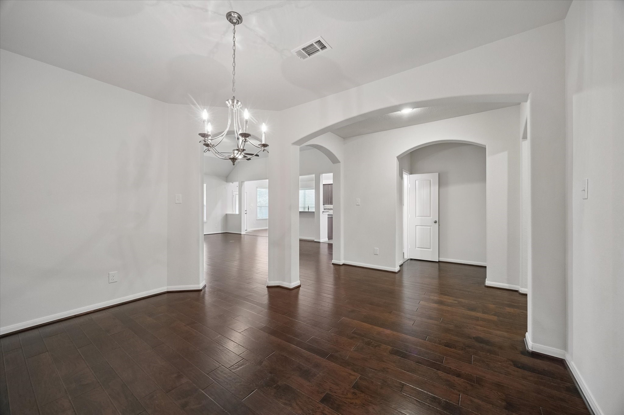 15803 Graham Spring Lane Property Photo 8