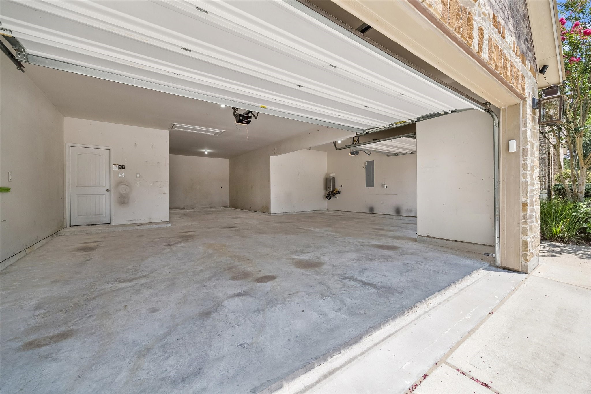 15803 Graham Spring Lane Property Photo 33