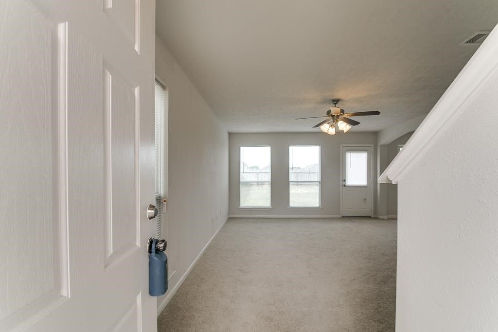 9315 Ratama Creek Lane Property Photo 3