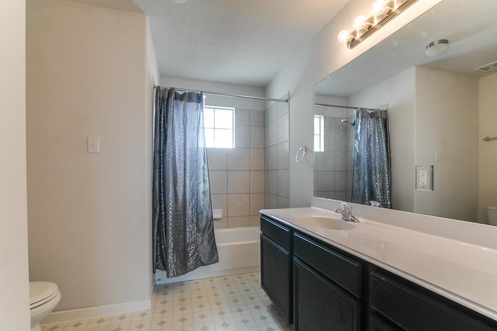 9315 Ratama Creek Lane Property Photo 12