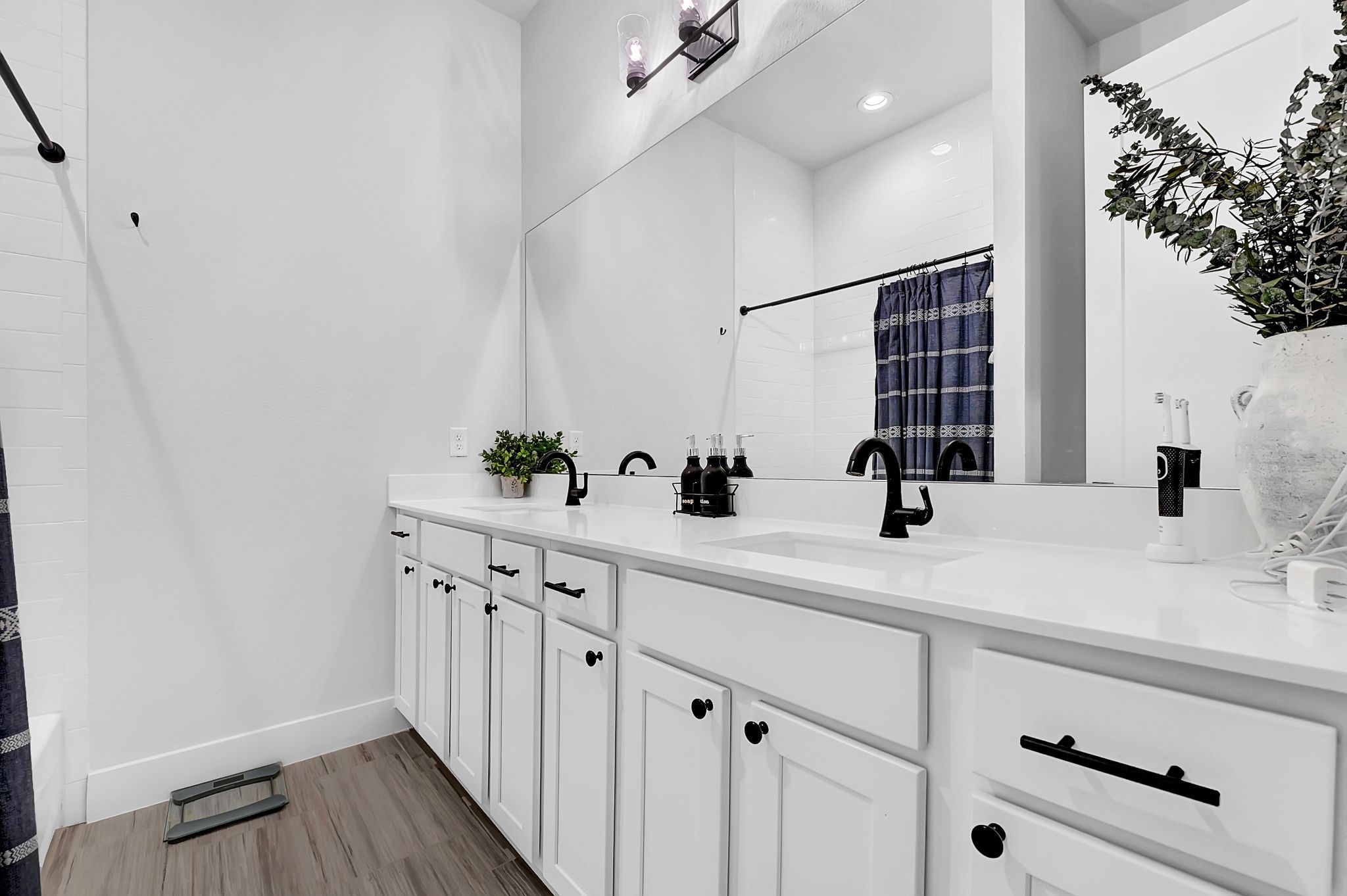 5733 White Magnolia Street Property Photo 20
