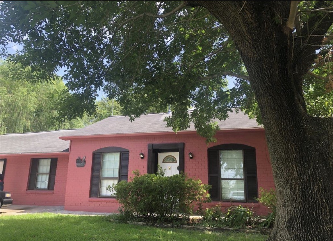 9314 Valley Stream Street Property Photo 2