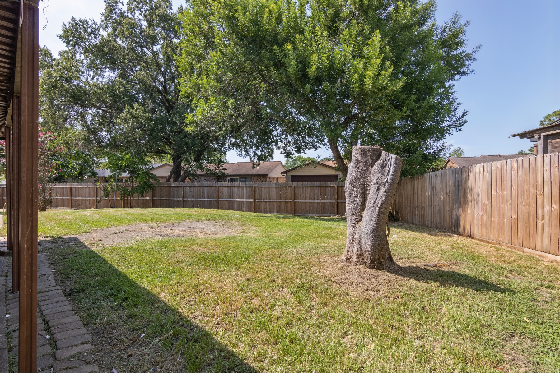 14603 Lorne Drive Property Photo 18