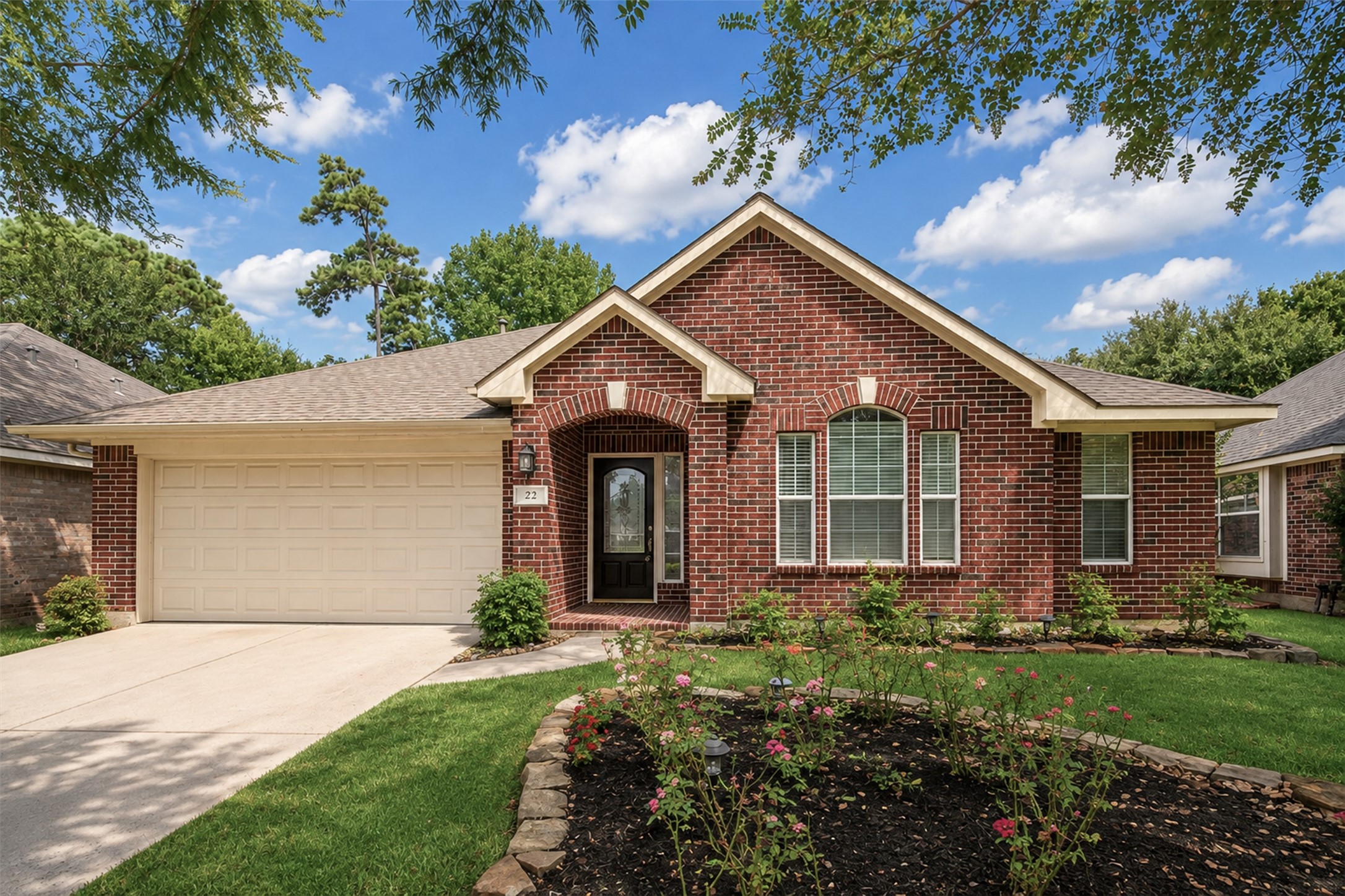 22 Heron Hollow Court Property Photo 1