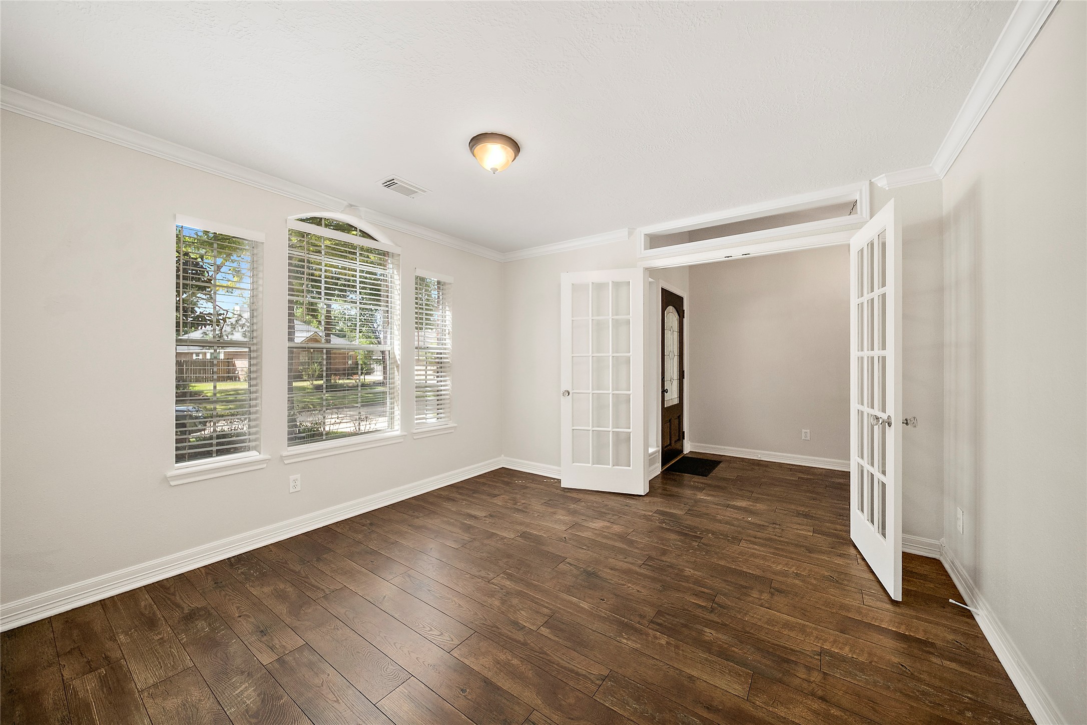 22 Heron Hollow Court Property Photo 3