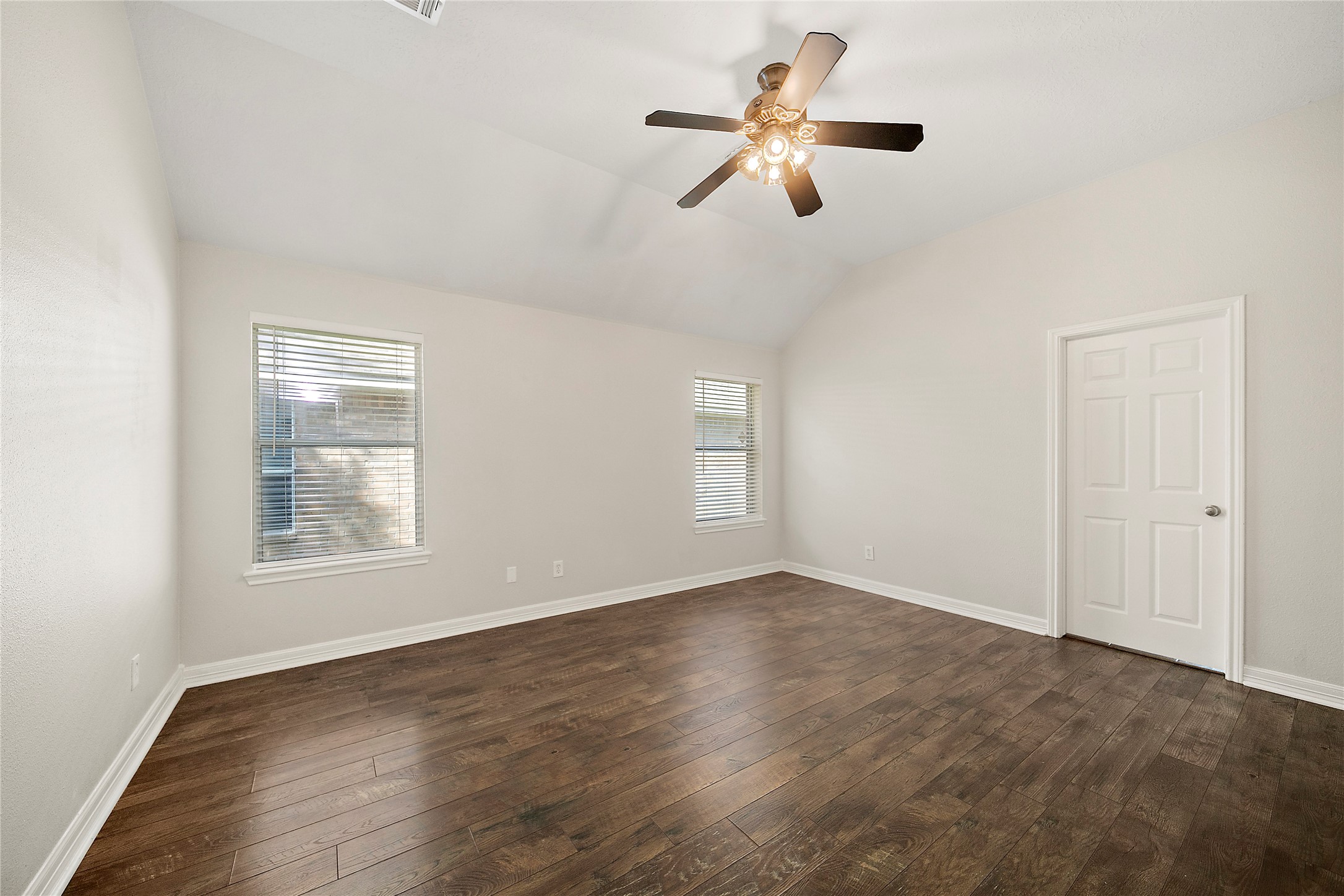 22 Heron Hollow Court Property Photo 10