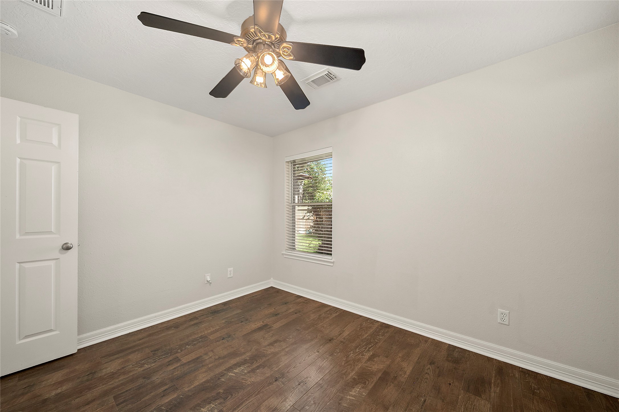 22 Heron Hollow Court Property Photo 14