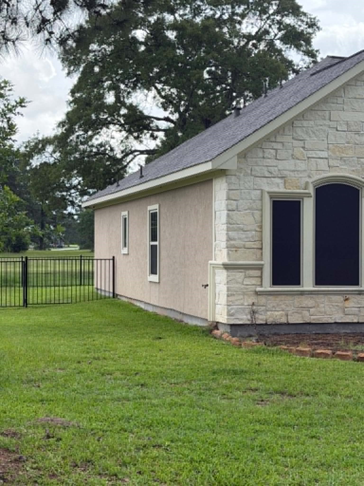 35 Cherry Hills Property Photo 6