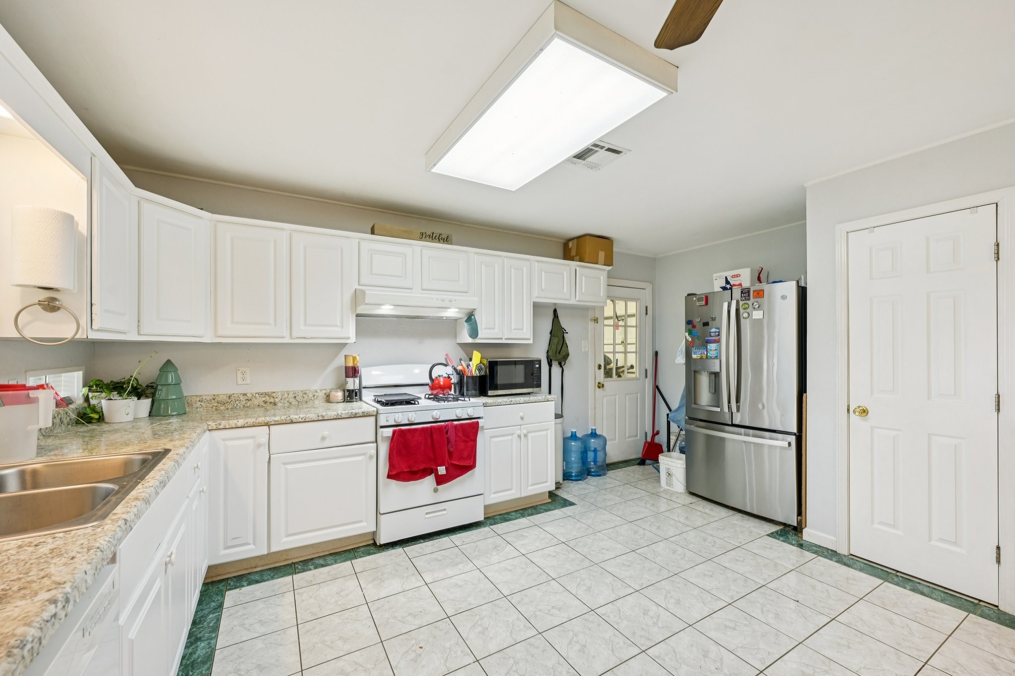 3036 Crest Drive Property Photo 17