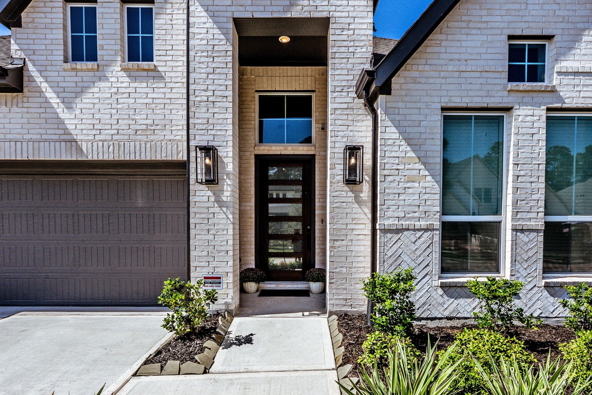 15708 Hoptree Heights Lane Property Photo 2