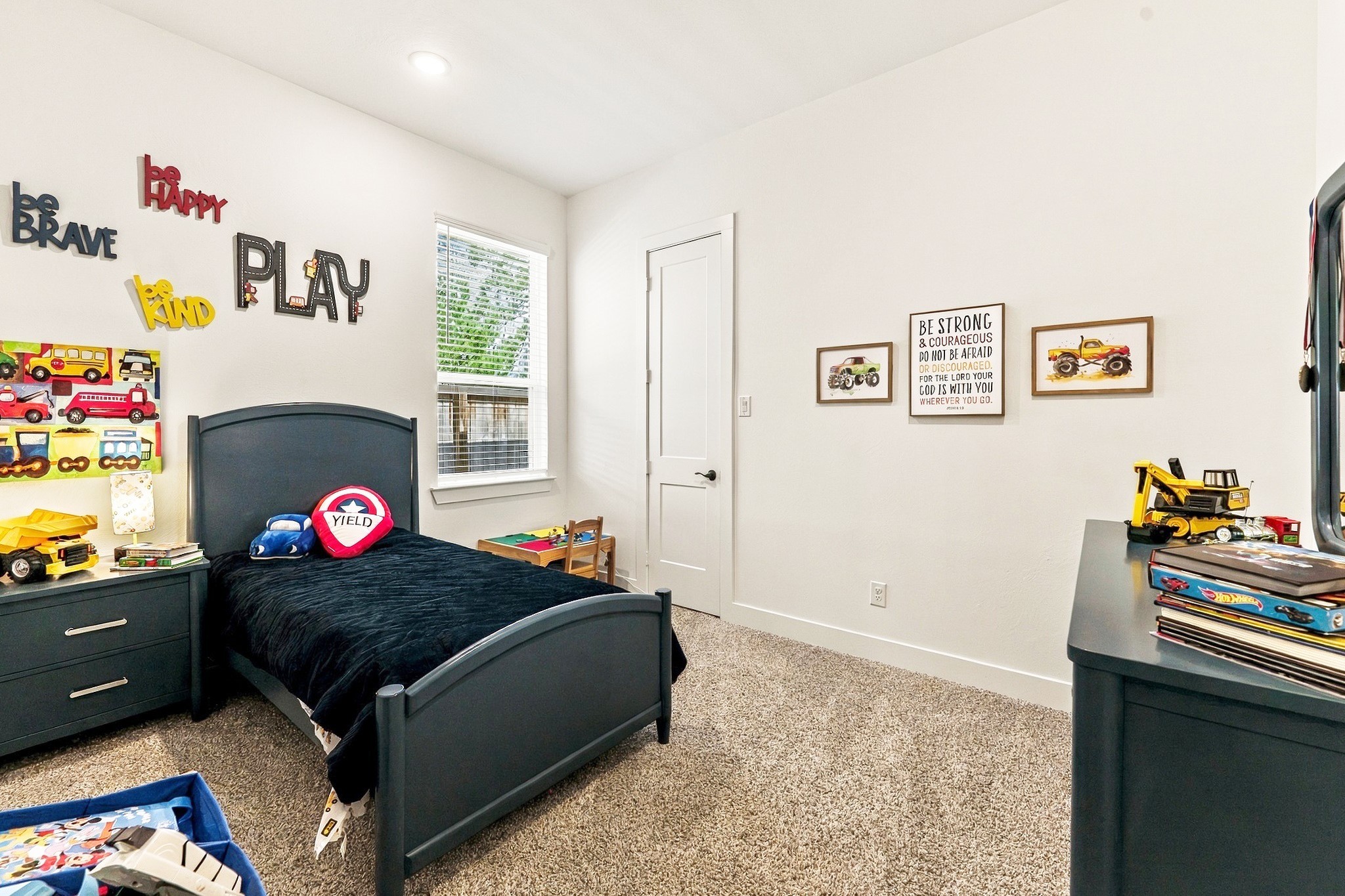 15708 Hoptree Heights Lane Property Photo 37
