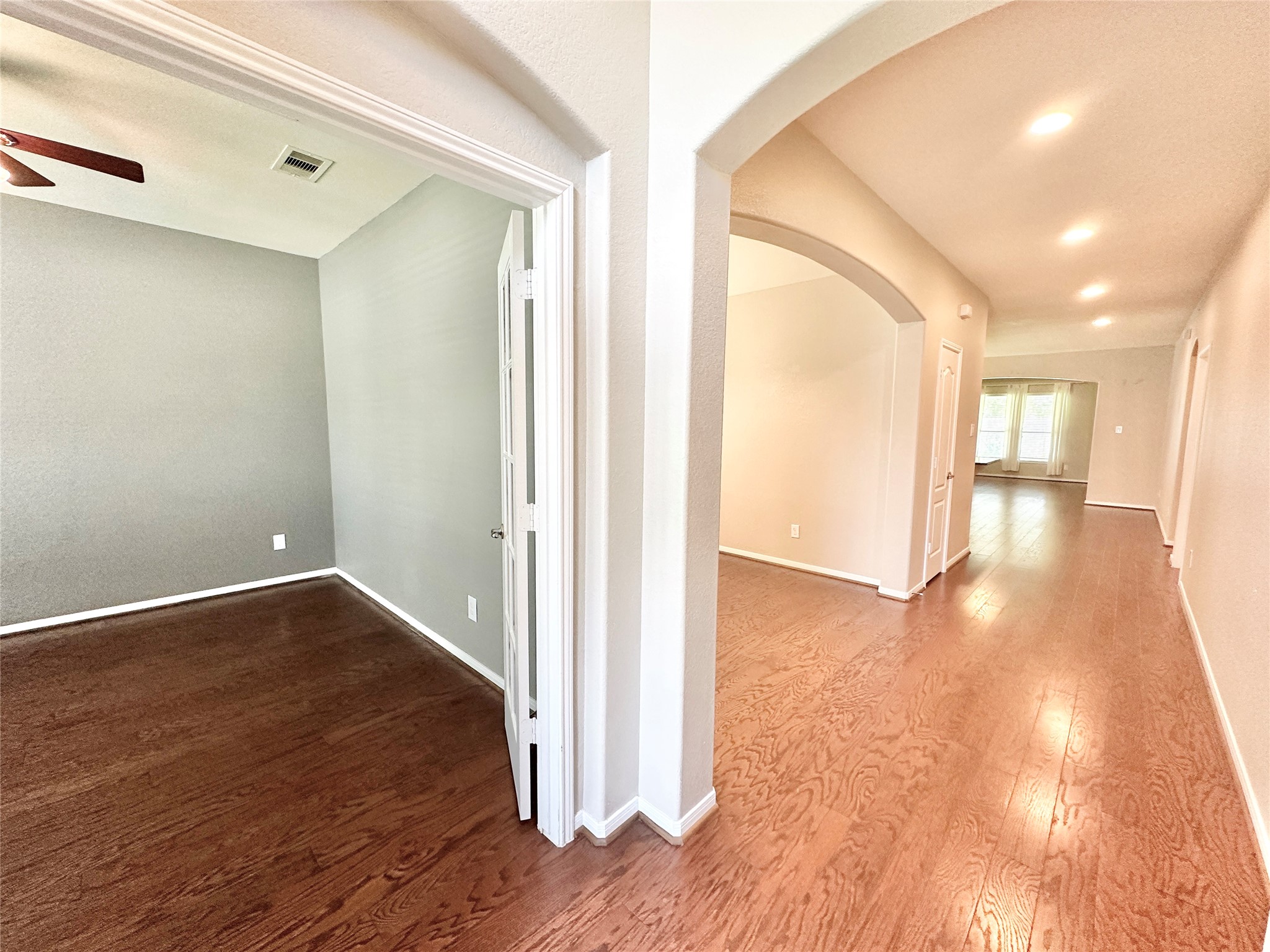 25323 Lisburn Drive Property Photo 4