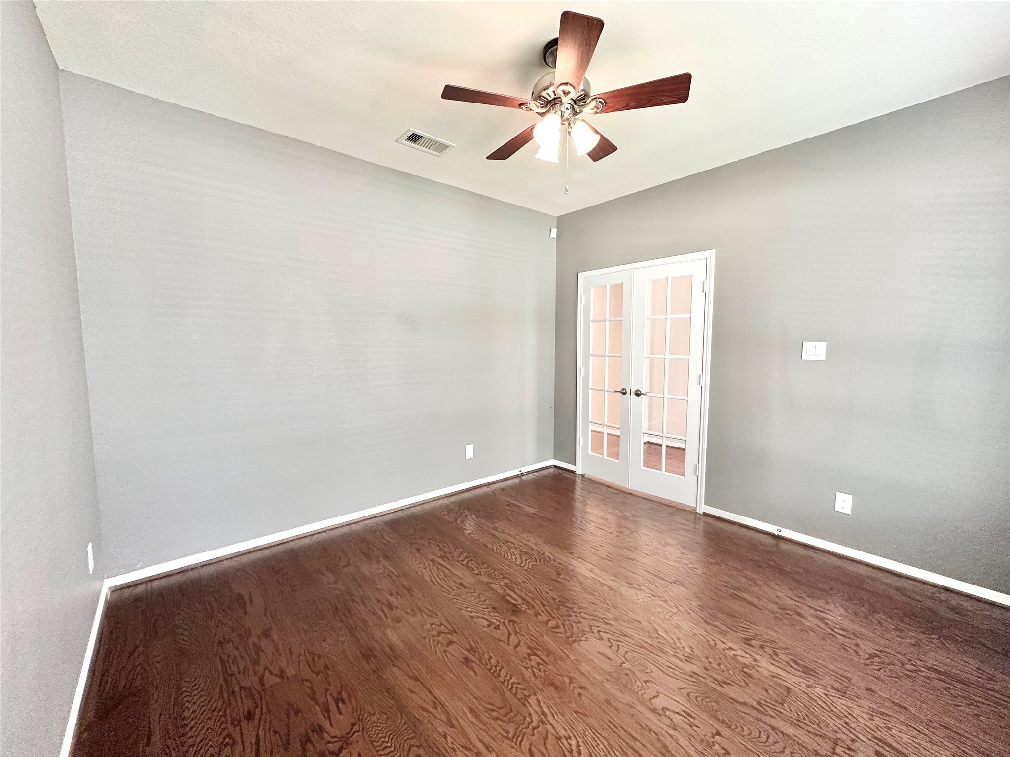 25323 Lisburn Drive Property Photo 6