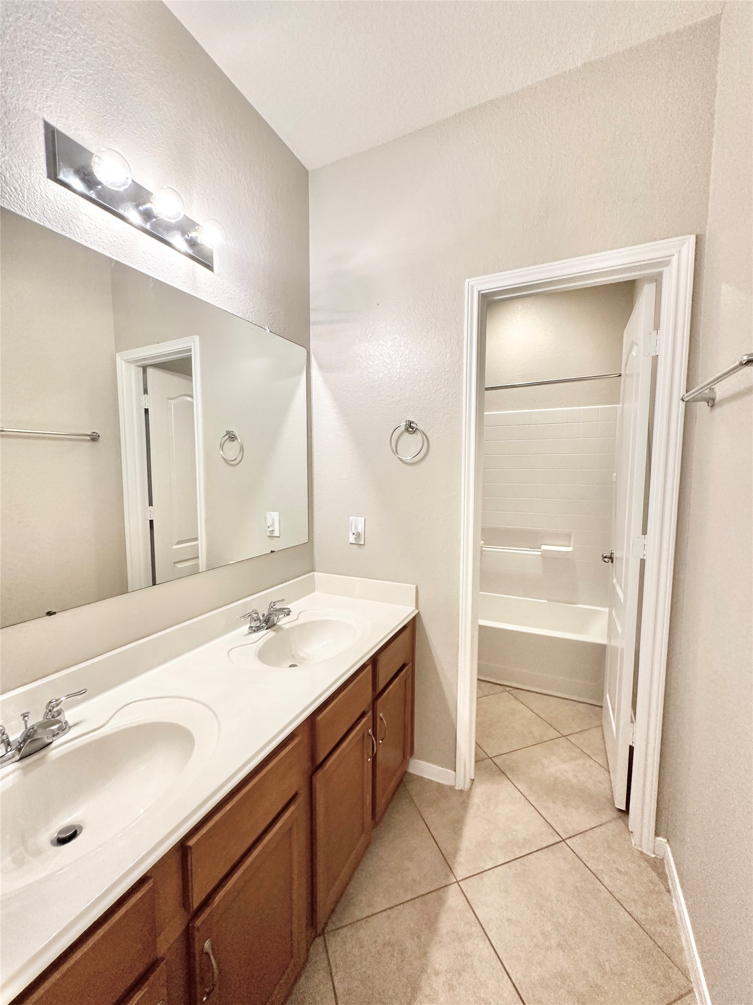 25323 Lisburn Drive Property Photo 21