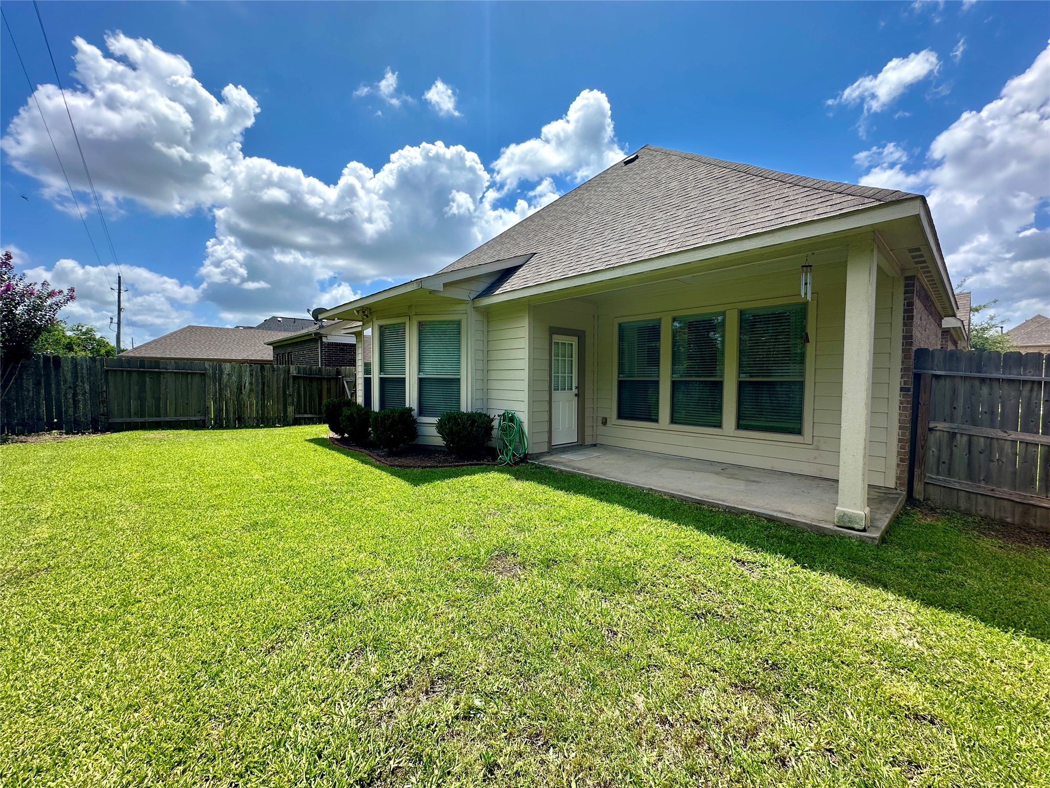 25323 Lisburn Drive Property Photo 23