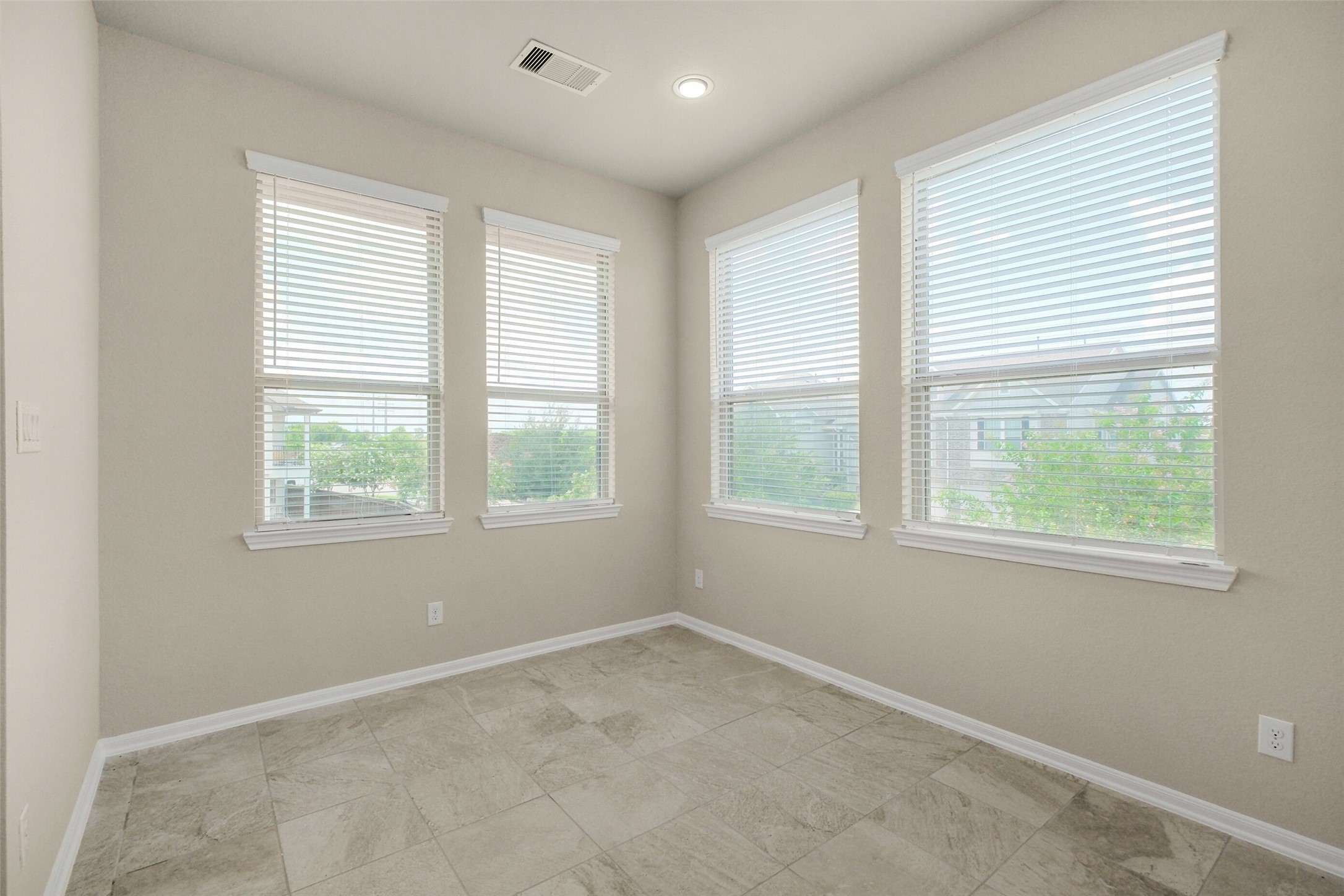 2547 Bordelon Lane Property Photo 10