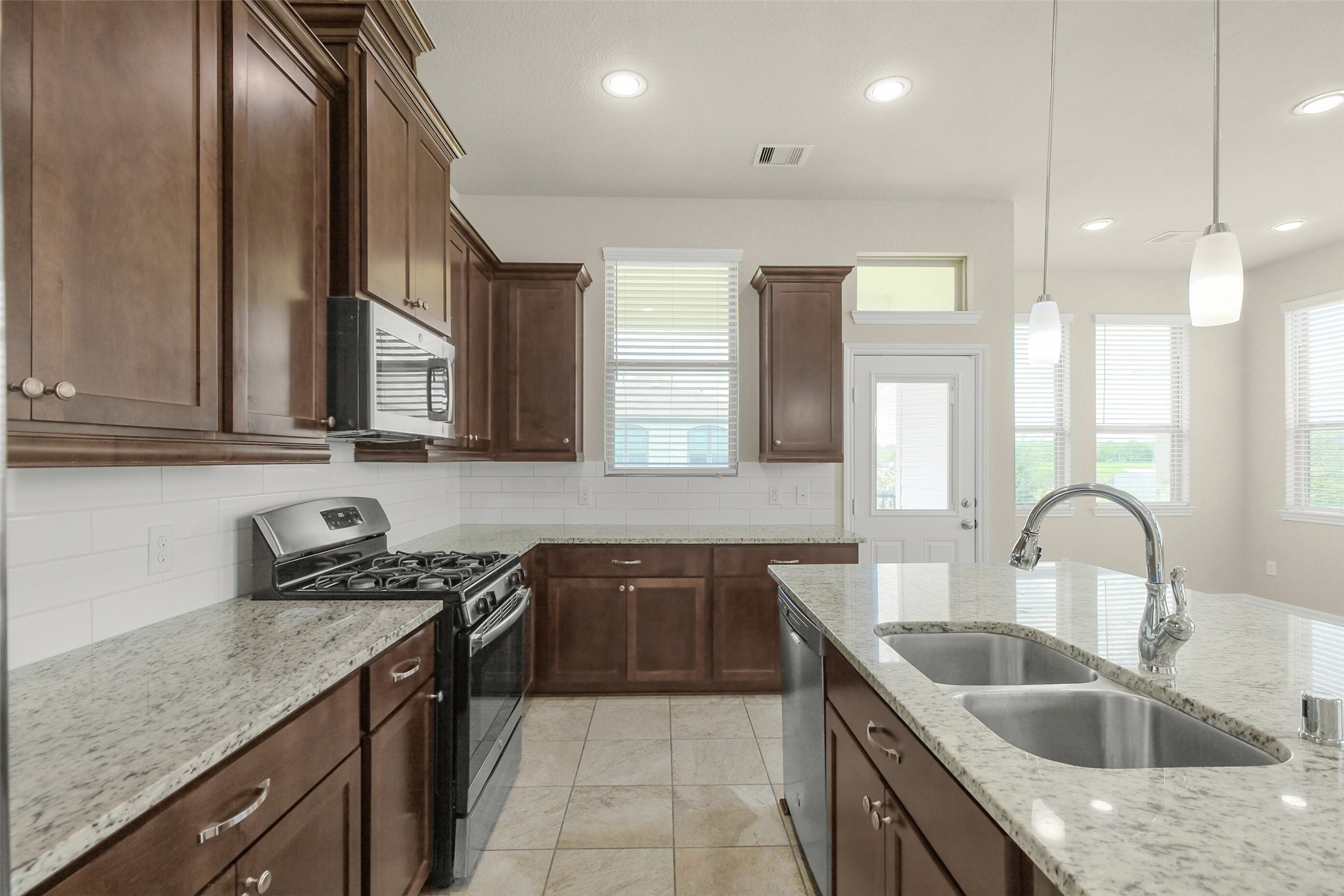 2547 Bordelon Lane Property Photo 14
