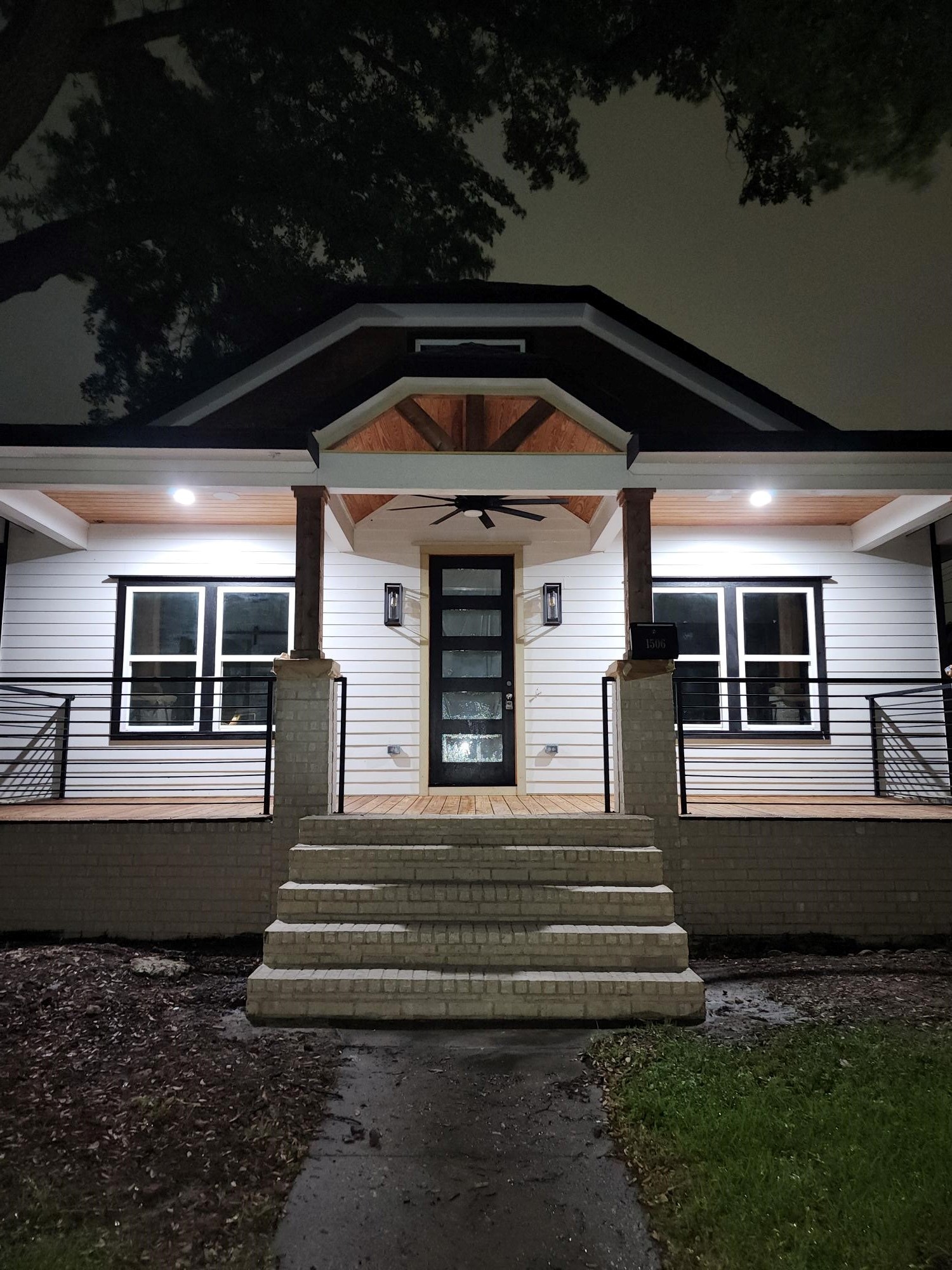 1506 Munger Street Property Photo 6