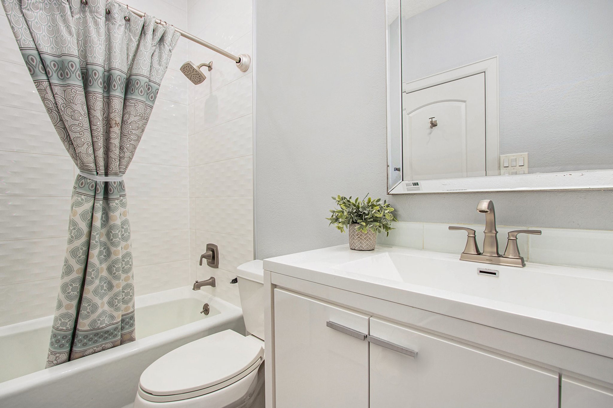 807 Spear Point Cove Property Photo 32
