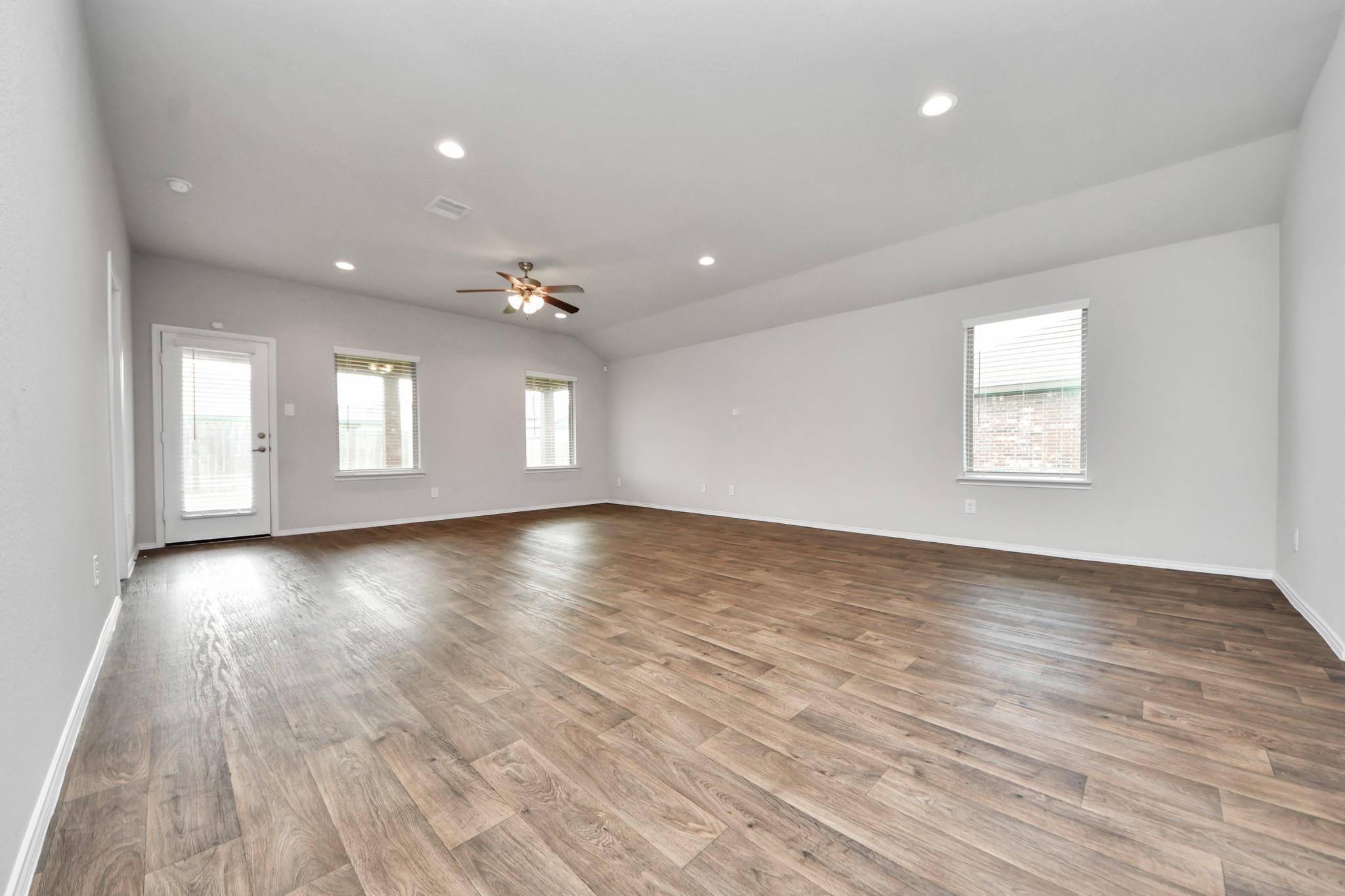 1715 Bear Spring Drive Property Photo 16