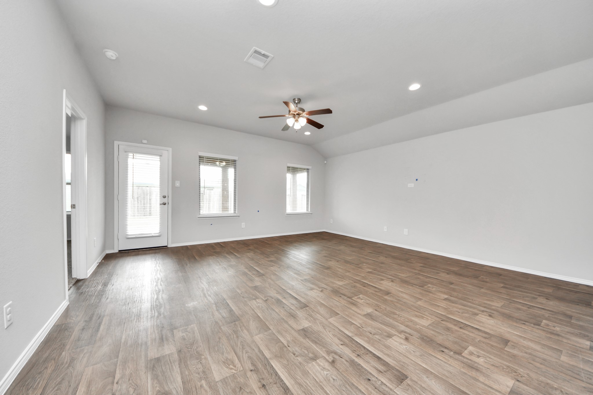 1715 Bear Spring Drive Property Photo 22