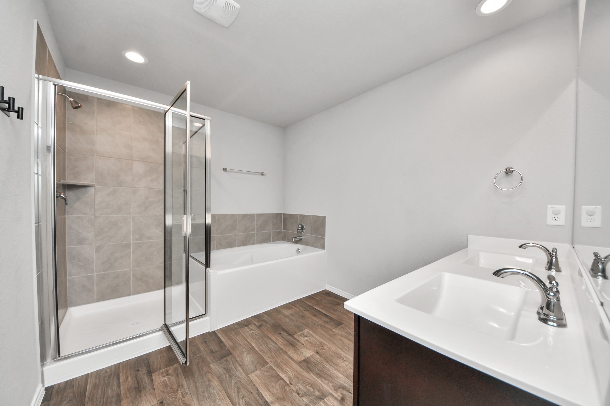 1715 Bear Spring Drive Property Photo 25
