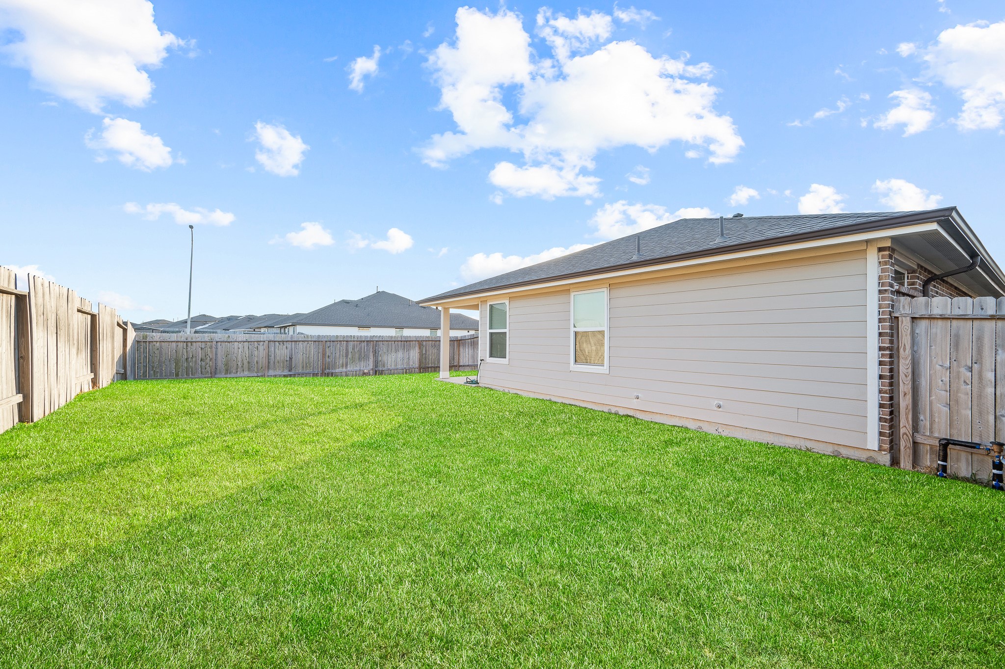 7435 Teton Creek Trace Property Photo 31