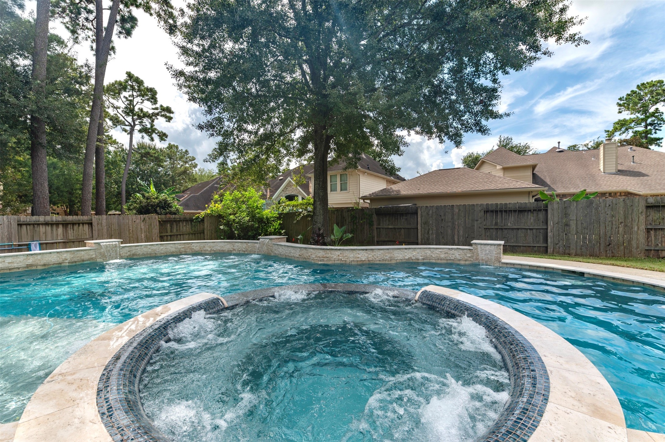 18227 Enchanted Rock Trail Property Photo 16