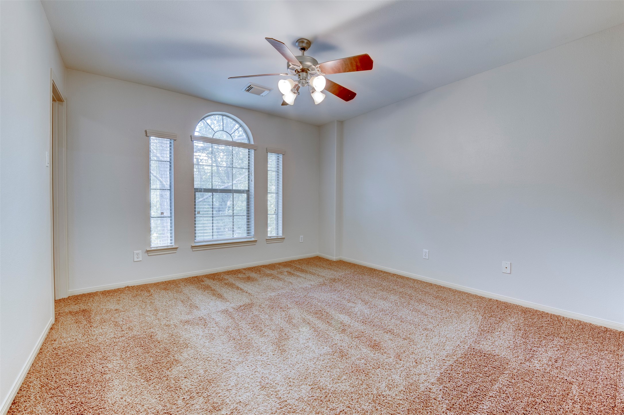 18227 Enchanted Rock Trail Property Photo 36