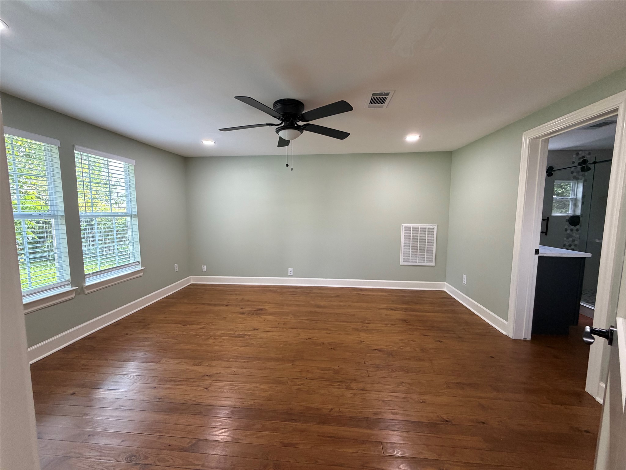 8907 Meadow Vista Boulevard Property Photo 16