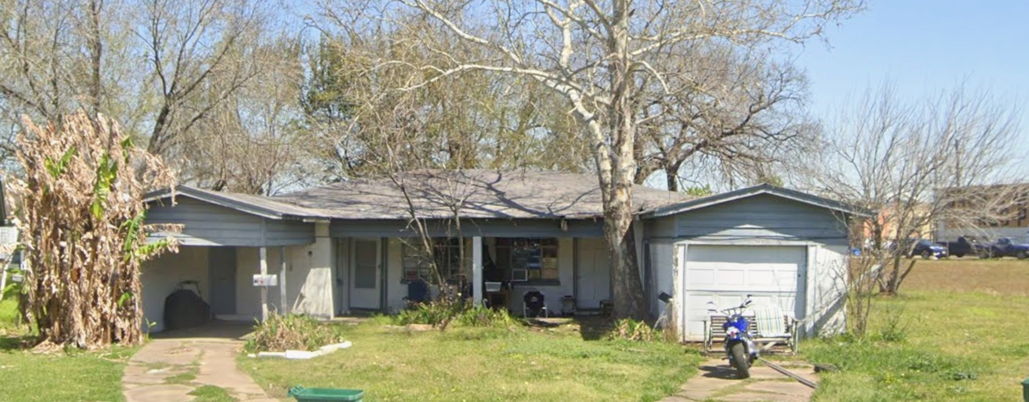 913 Anthony Court Property Photo 1