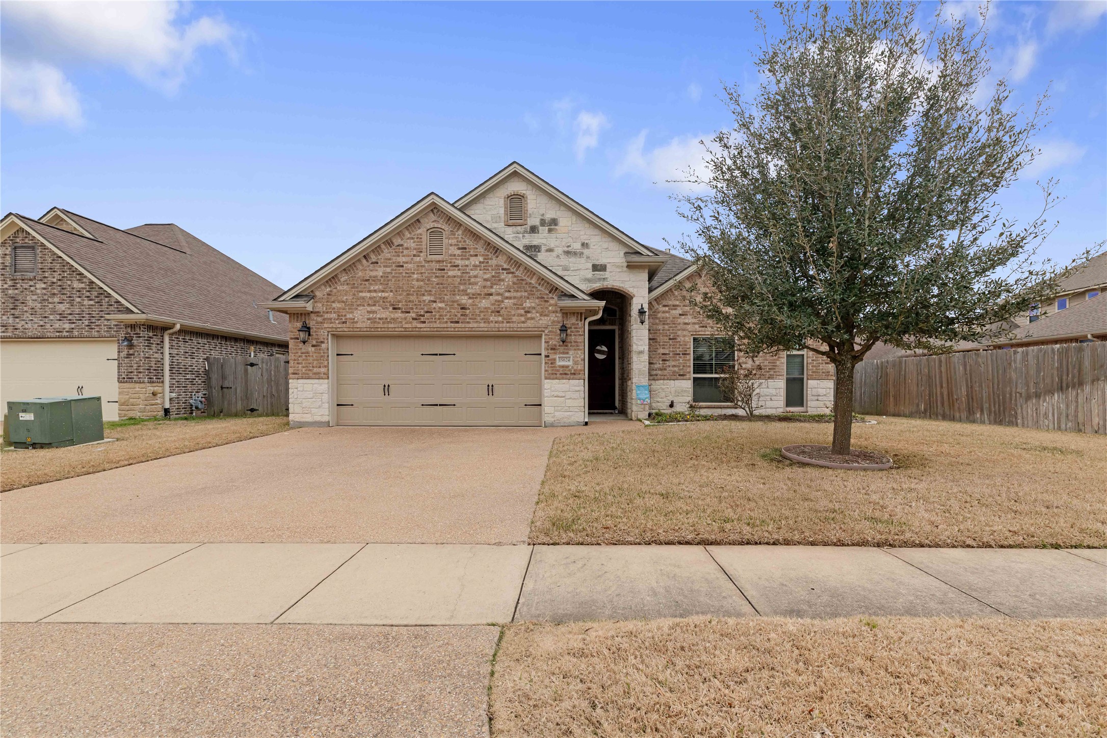 15624 Shady Brook Lane Property Photo