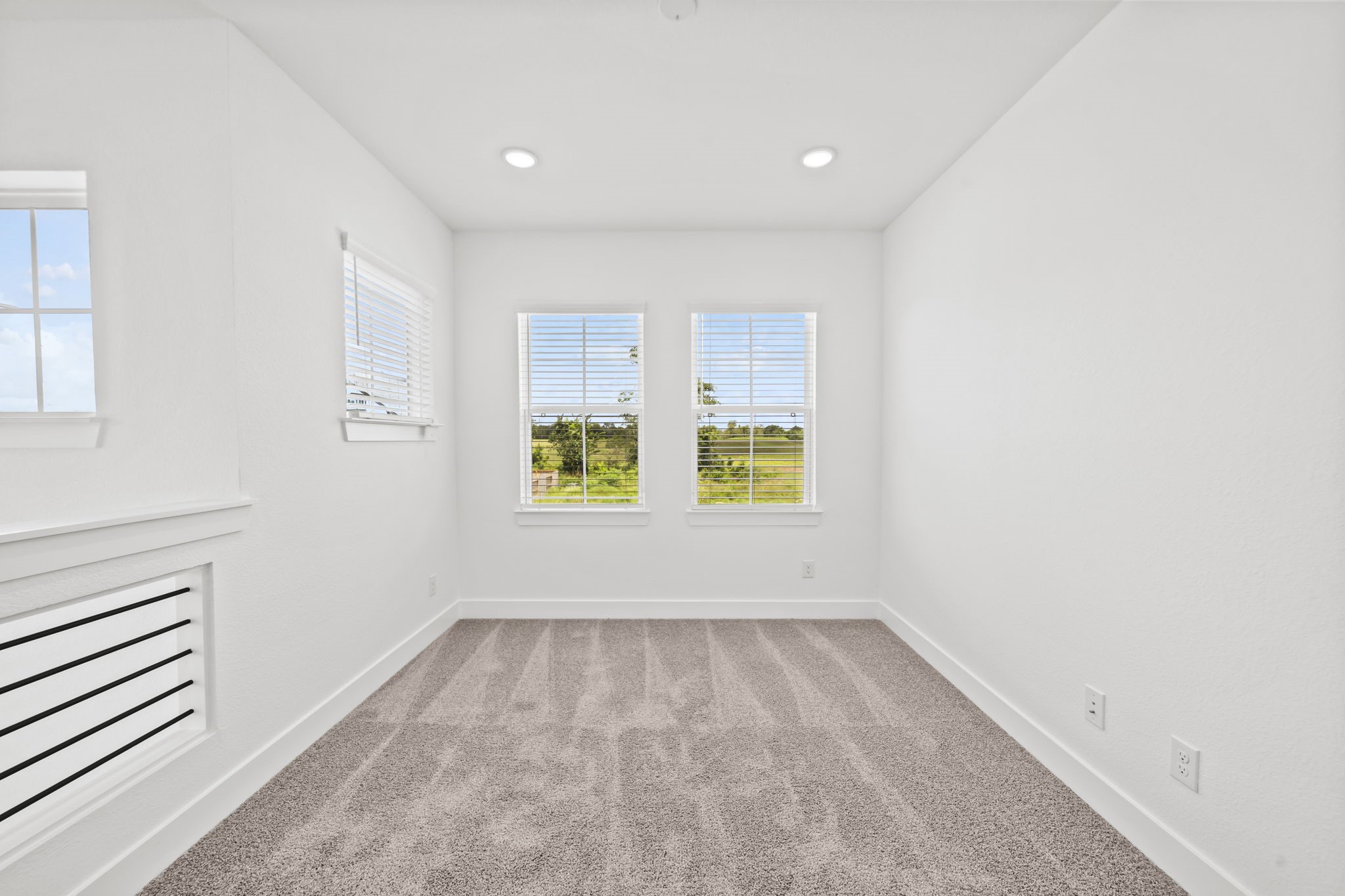 1220 Shaded Rock Drive Property Photo 19