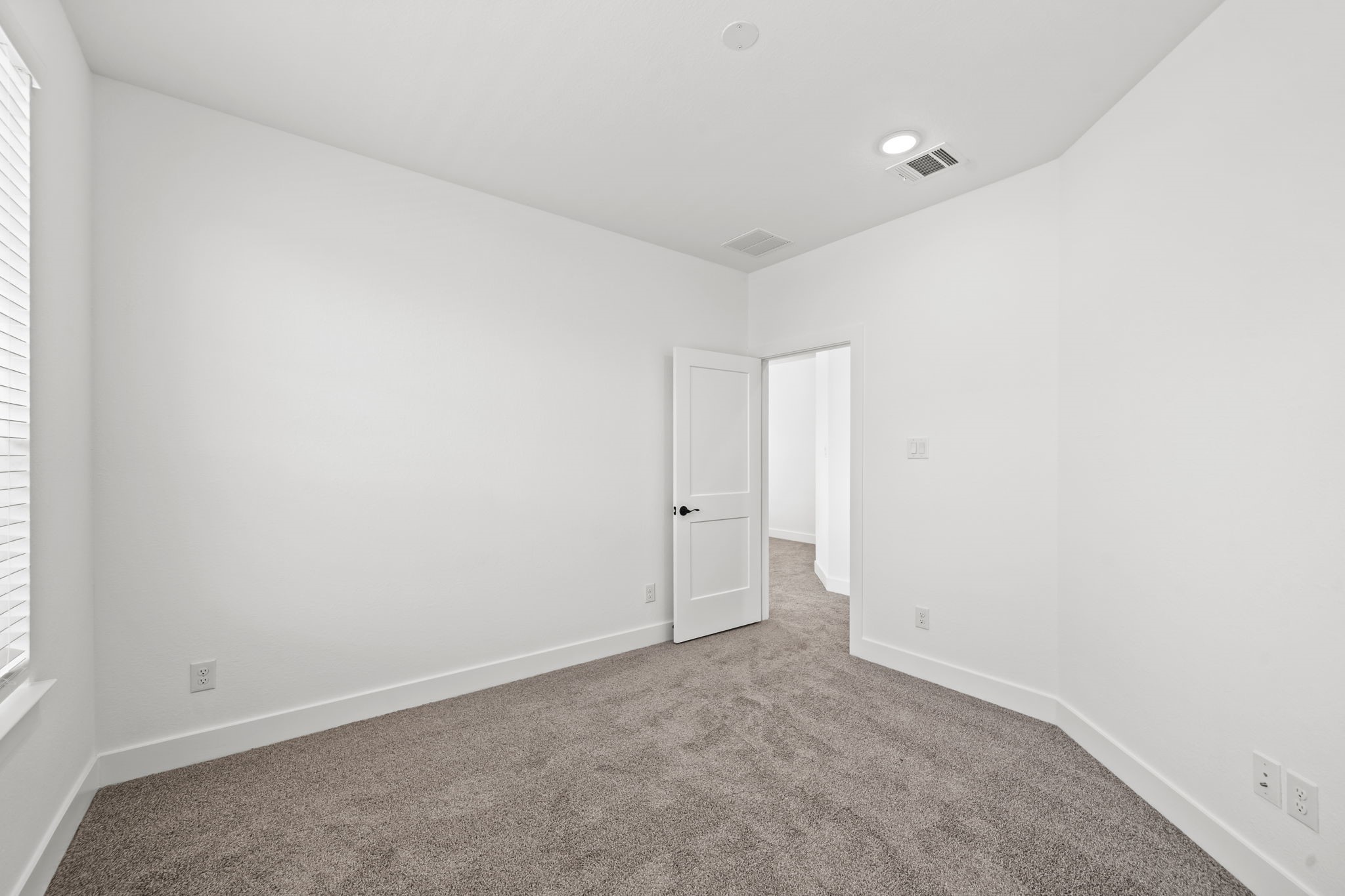1220 Shaded Rock Drive Property Photo 27