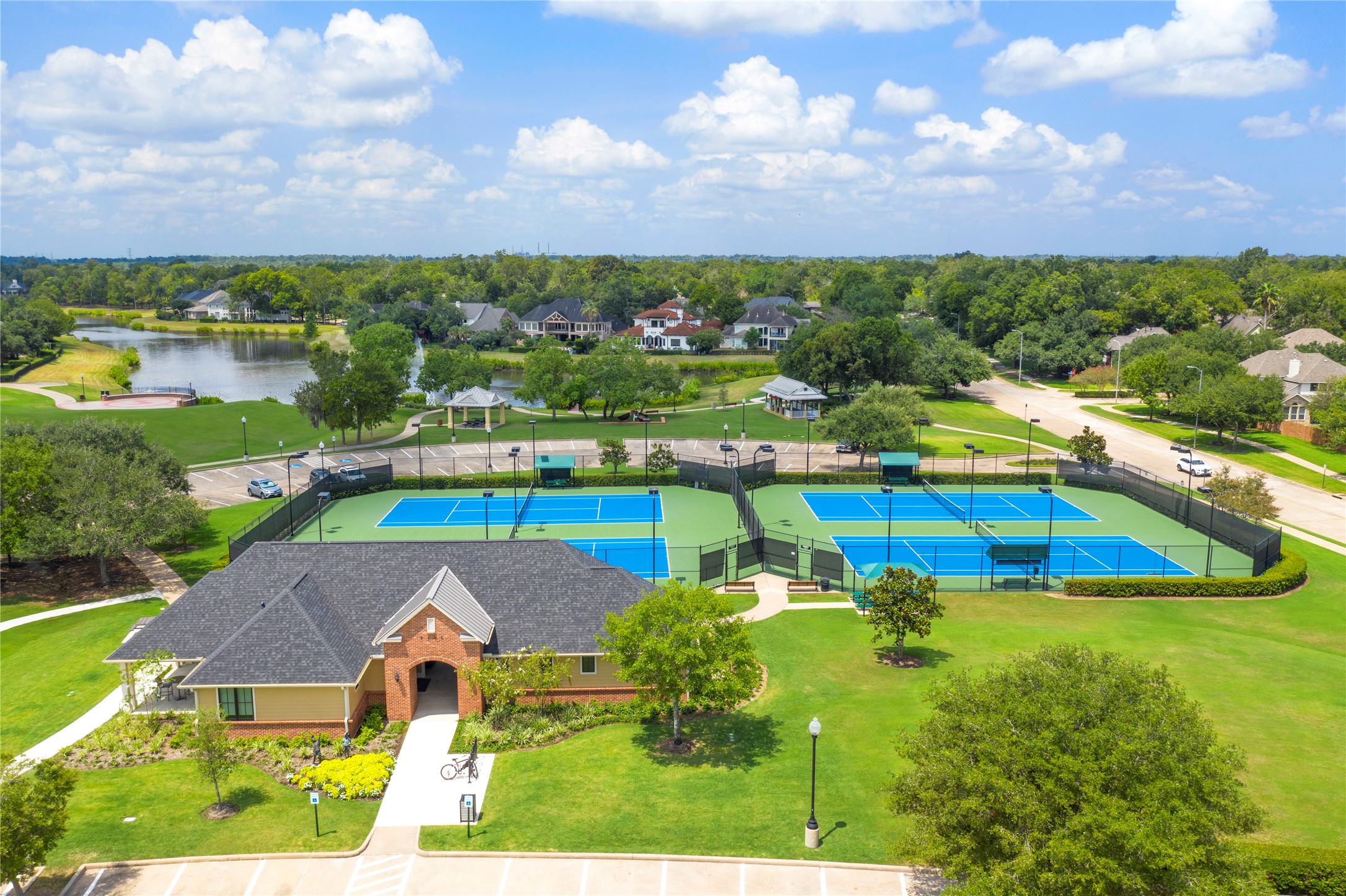 1220 Shaded Rock Drive Property Photo 47